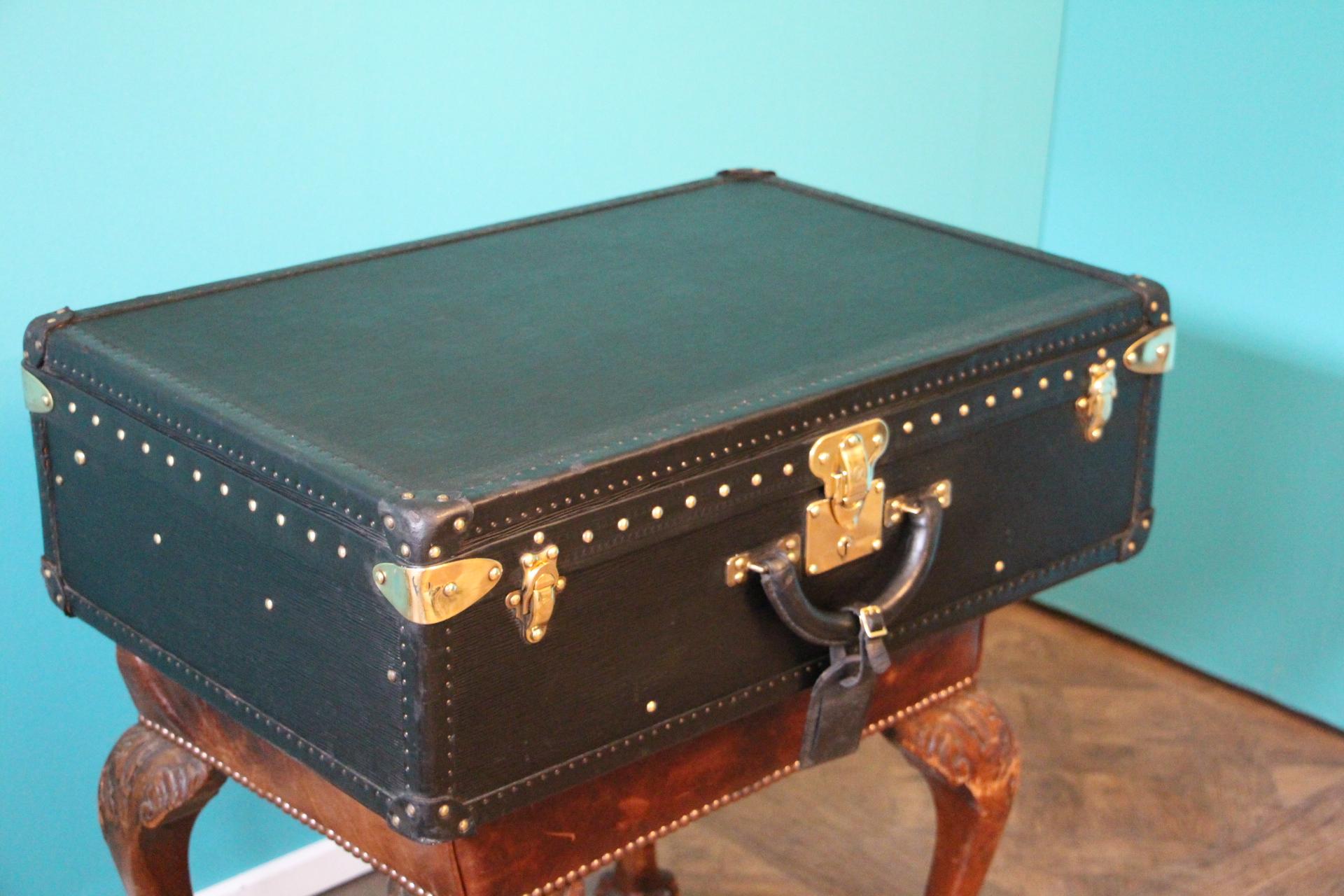 Brass Black Louis Vuitton Alzer 70 Suitcase Louis Vuitton Suitcase Louis Vuitton Trunk