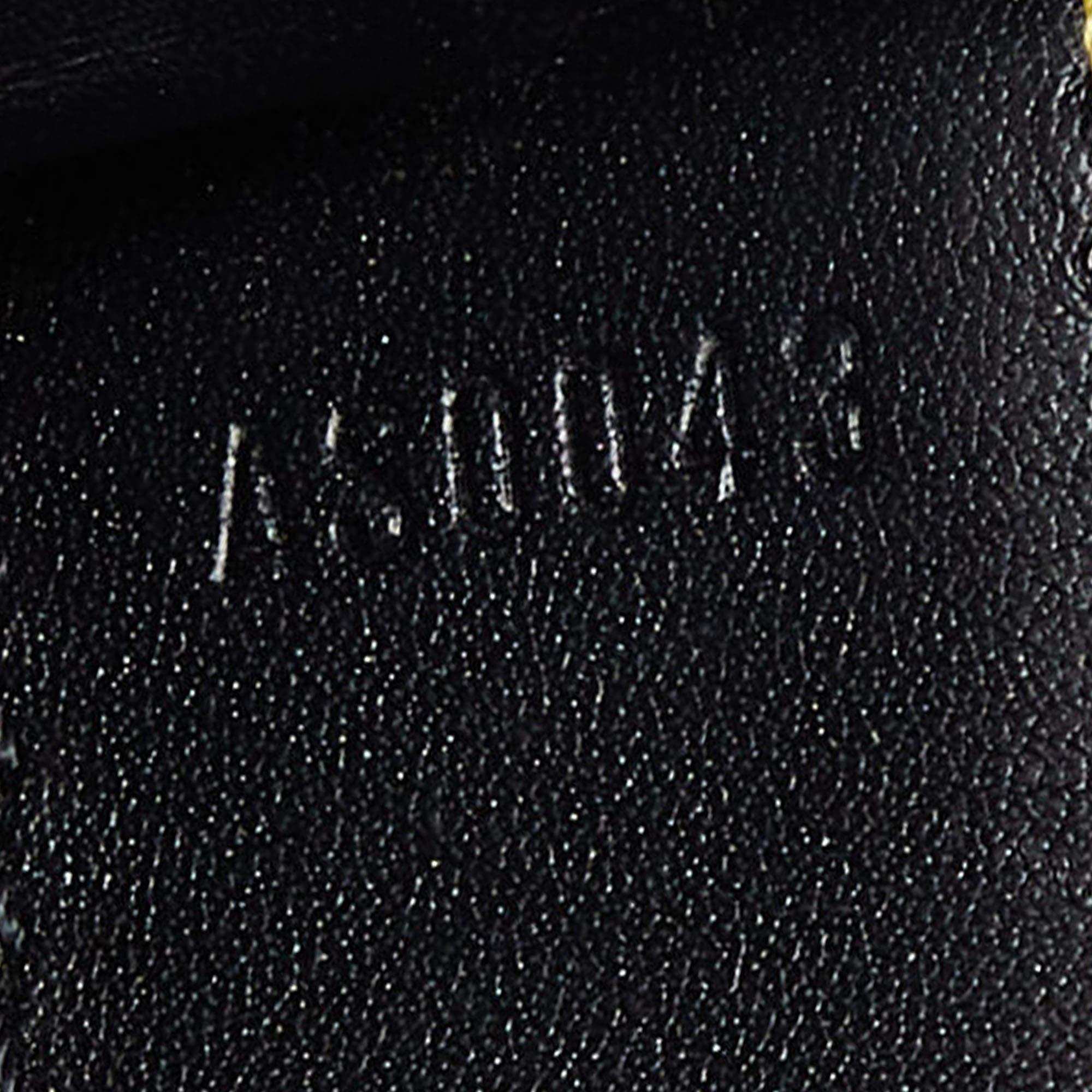 Black Louis Vuitton Black Suhali Leather Le Fabuleux Bag In Good Condition In Dubai, Al Qouz 2