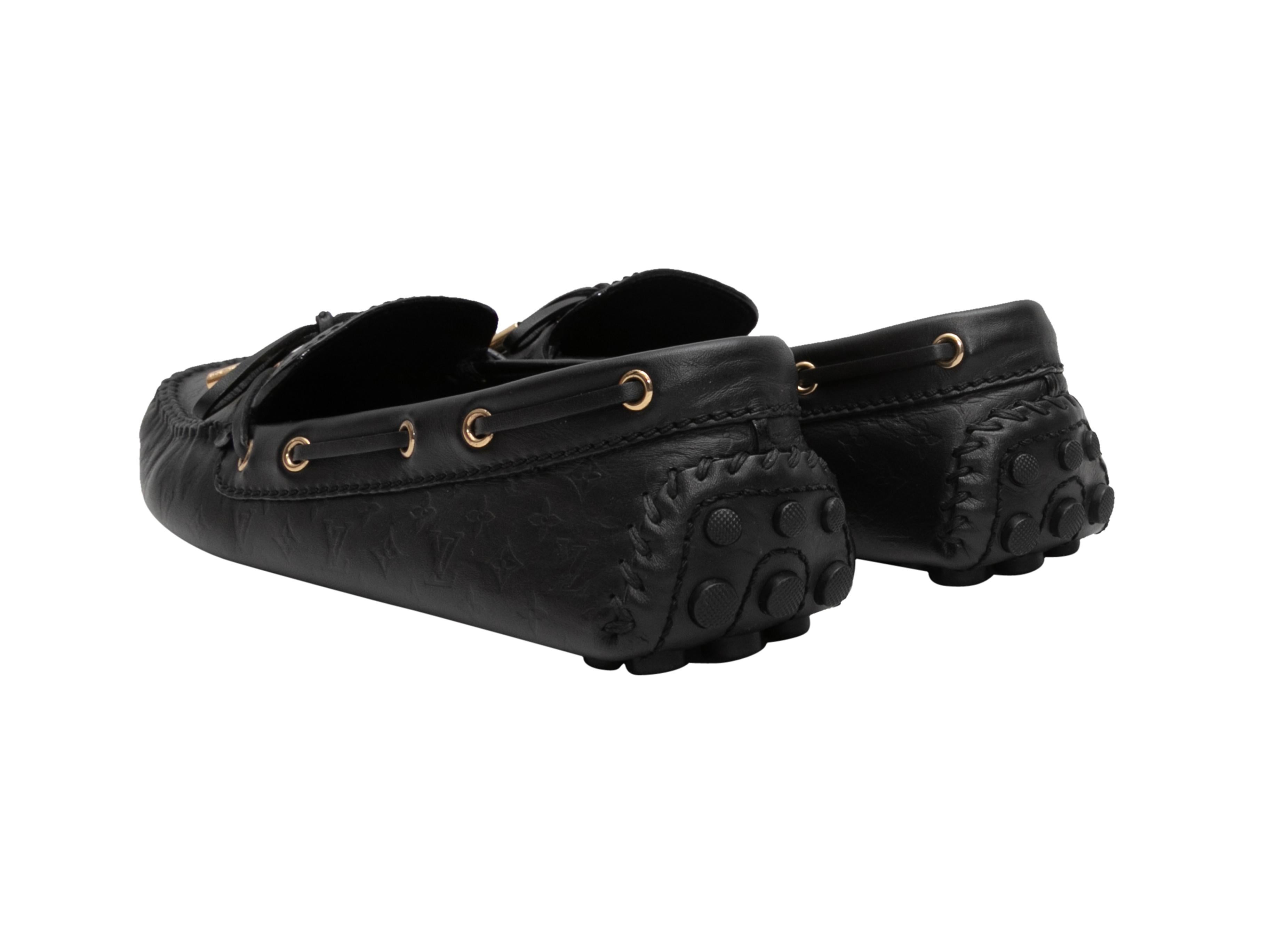 Black Louis Vuitton Embossed Monogrammed Driving Loafers Size 40 For Sale 1