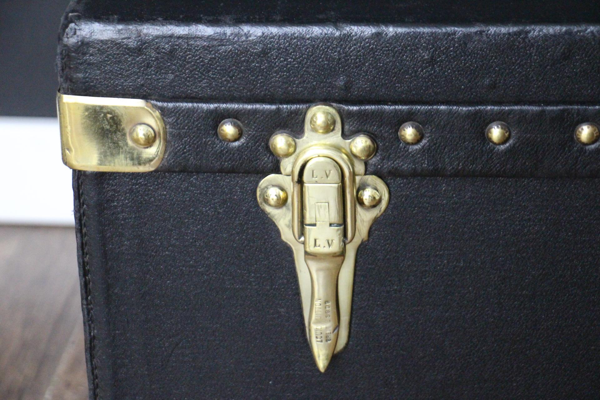 Baúl Louis Vuitton negro, Baúl Vuitton de 110 cm, Baúl Vuitton de vapor Francés en venta