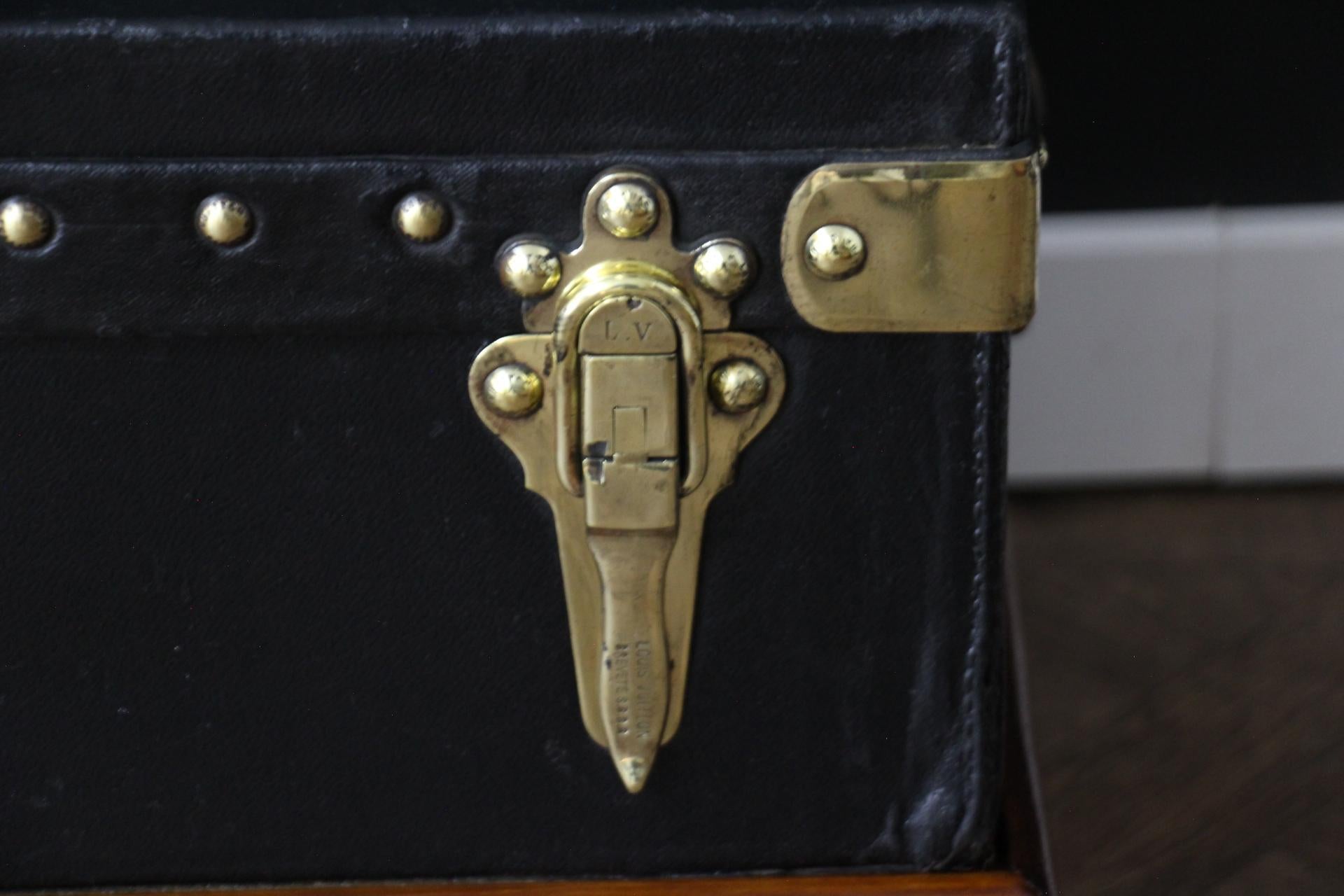 Early 20th Century Black Louis Vuitton Motoring Trunk, 70 cm Vuitton Trunk, Vuitton Steamer Trunk