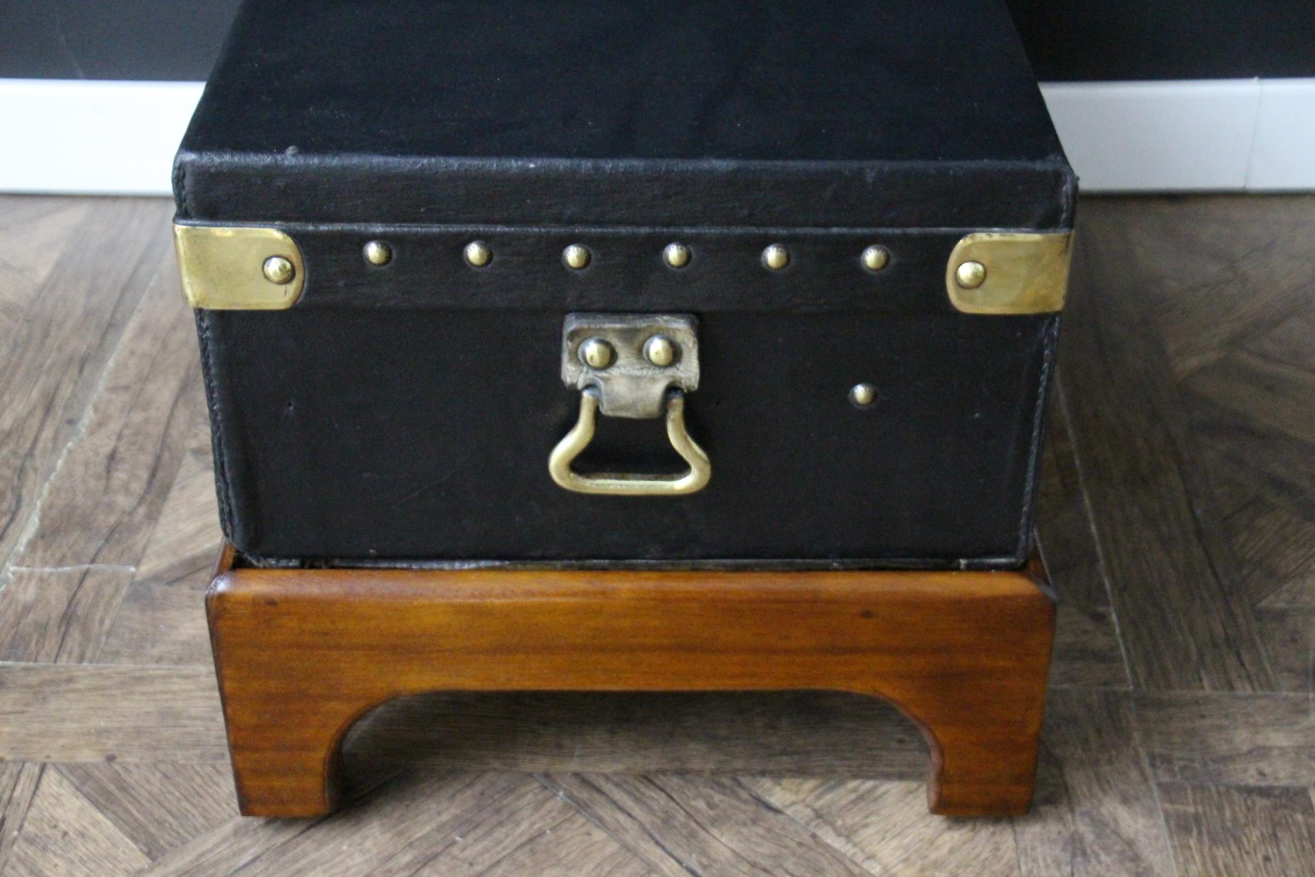 Black Louis Vuitton Motoring Trunk, 70 cm Vuitton Trunk, Vuitton Steamer Trunk 1