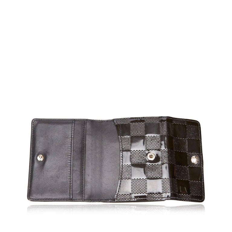 Black Louis Vuitton Vernis Leather Ludlow Wallet For Sale at
