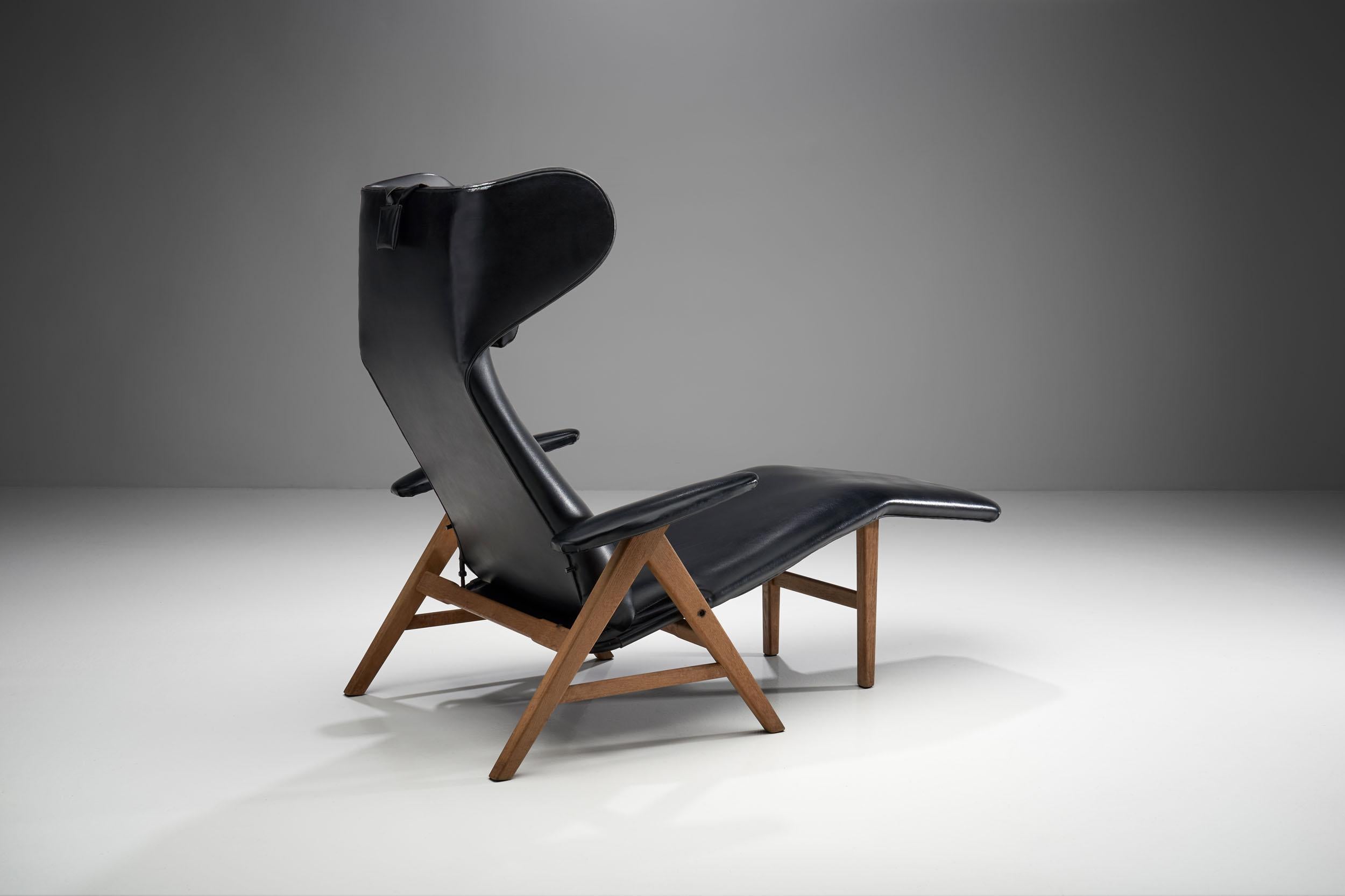 Scandinavian Modern Black Lounge Chair by H.W. Klein (Attr.), Denmark, 1960s For Sale