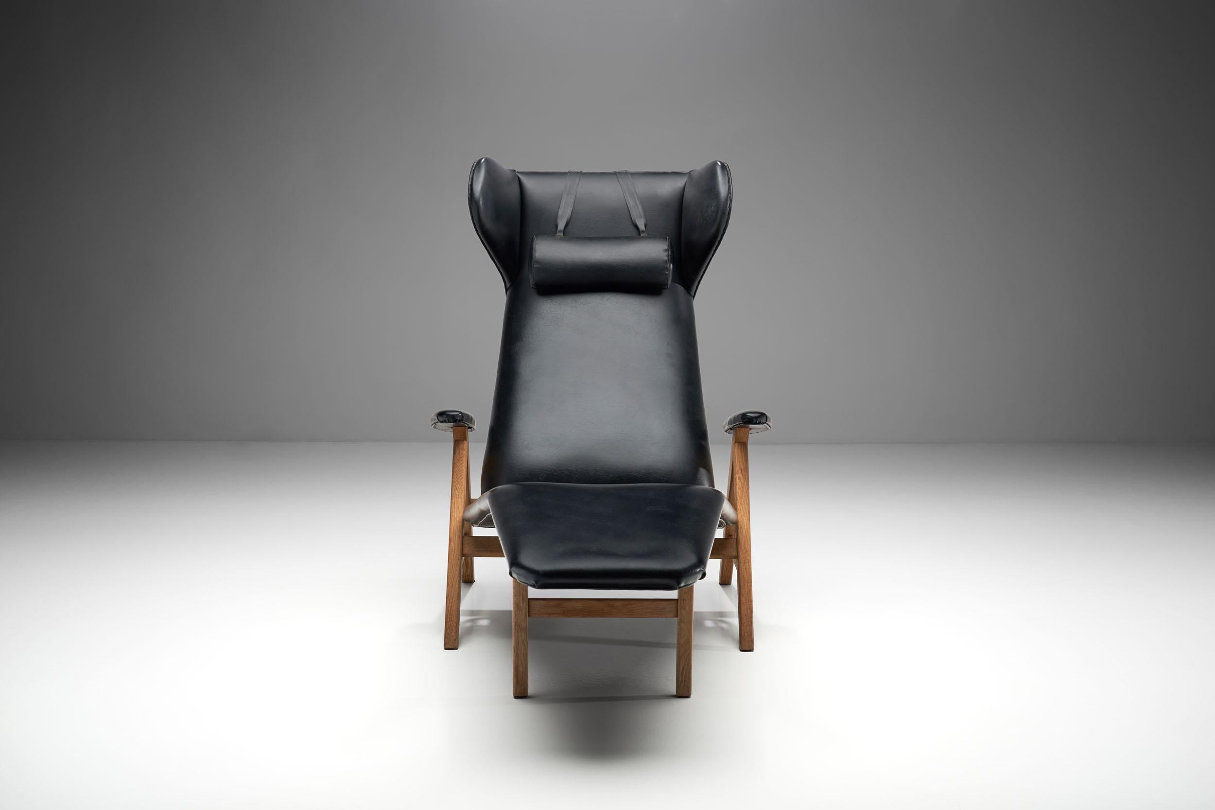 20th Century Black Lounge Chair by H.W. Klein (Attr.), Denmark, 1960s For Sale