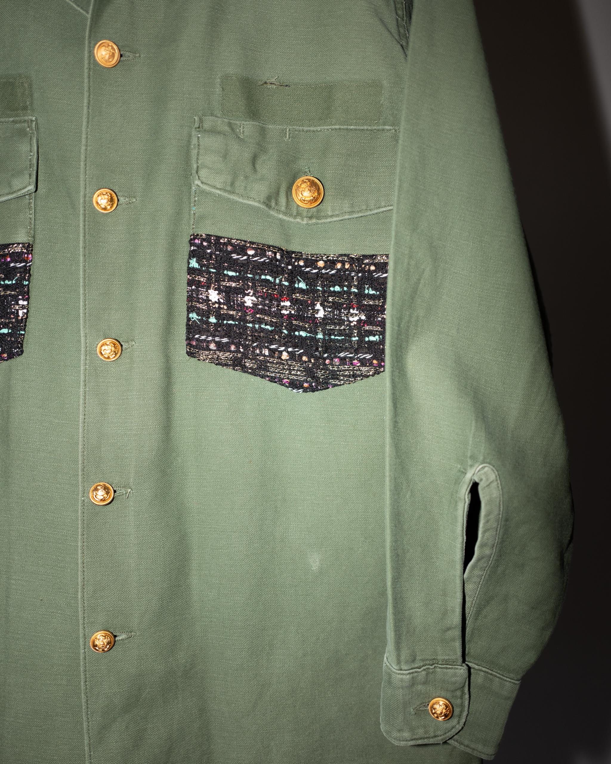 Black Lurex Tweed Pastel Green Collar Vintage GreenMilitary Jacket Gold Buttons For Sale 3