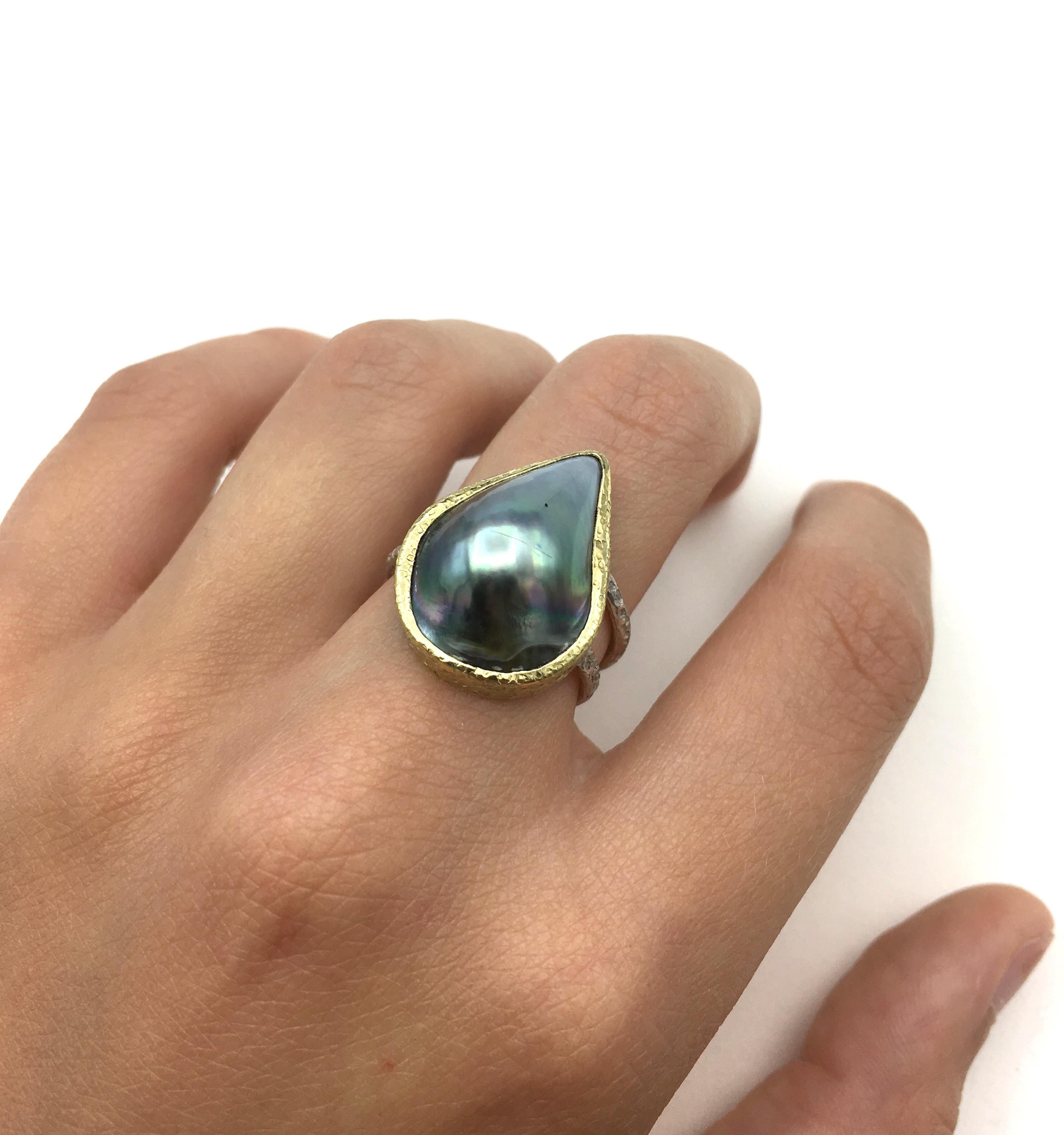 Black Mabe Peal Ring Tear Shaped in Gold and Sterling Silver For Sale 4