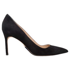 Black Manolo Blahnik Suede Pointed-Toe Pumps Size 39