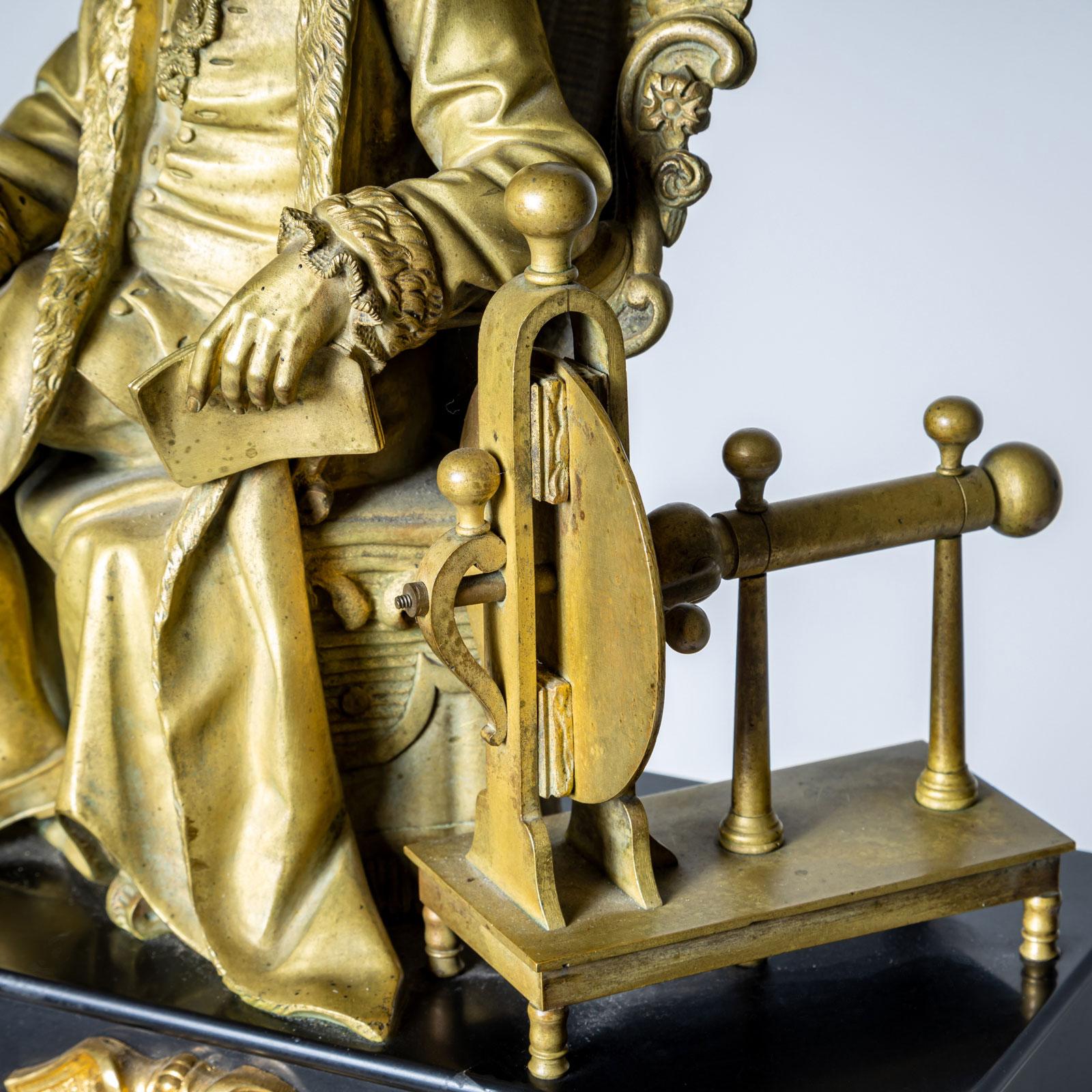 Black Mantel clock with Benjamin Franklin in Bronze, 2nd Half 19th Century For Sale 4