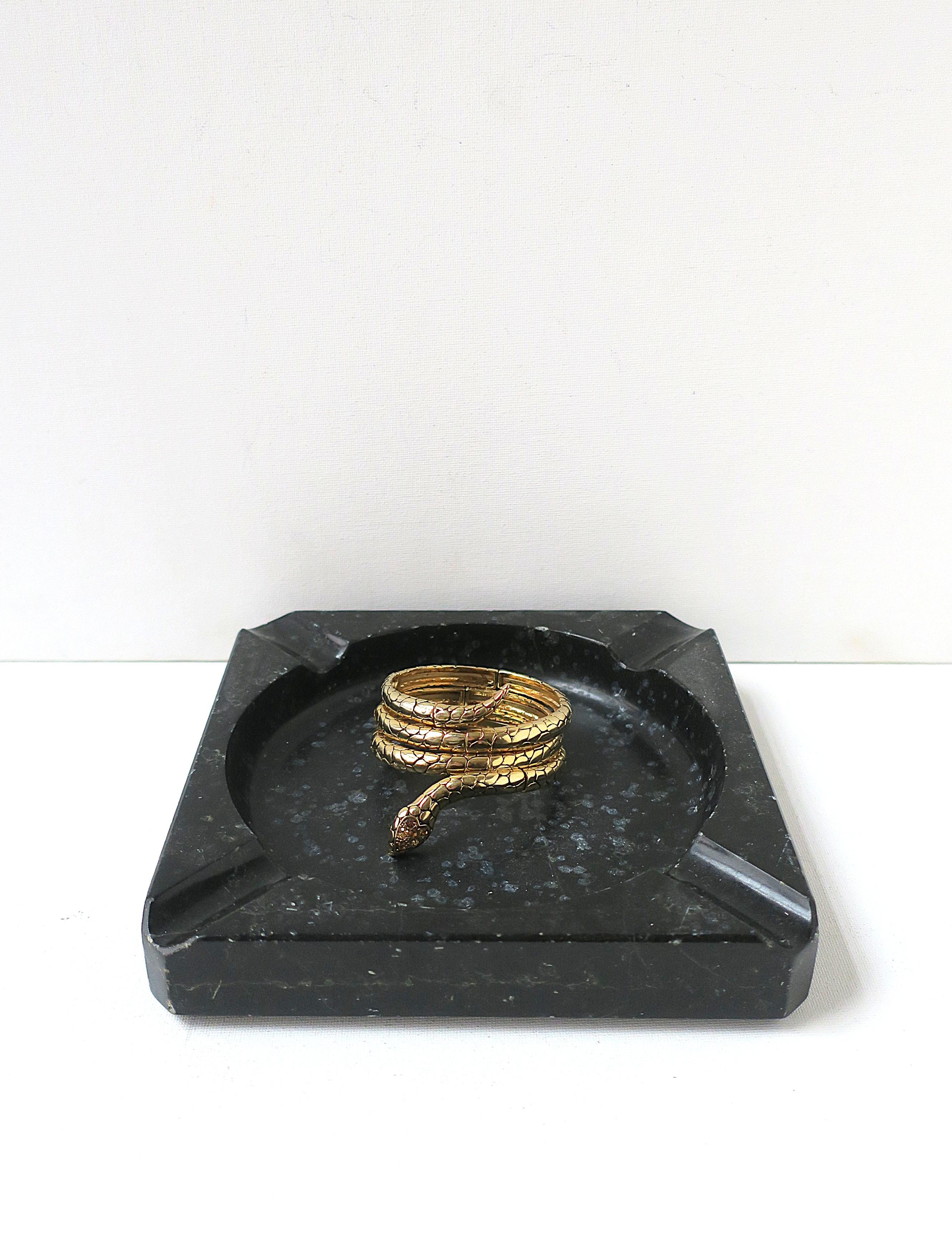 Inglese Portacenere in marmo nero Art Deco Vide-Poche in vendita
