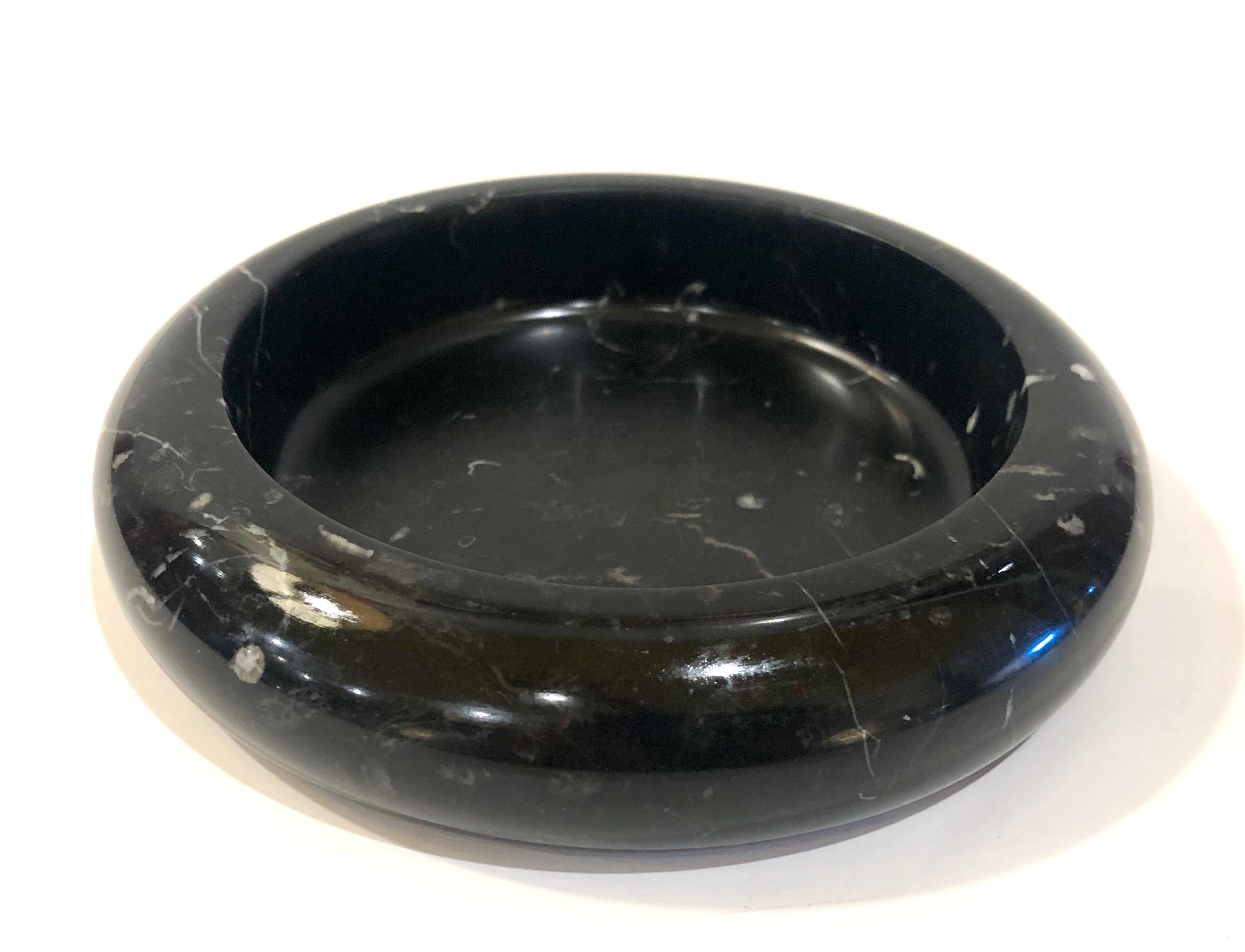 Italian Black Marble Cendrier or Bowl Dish in the Style of Angelo Mangiarotti