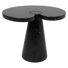 Table basse en marbre noir dans le style d'Angelo Mangiarotti:: Italie:: 1970