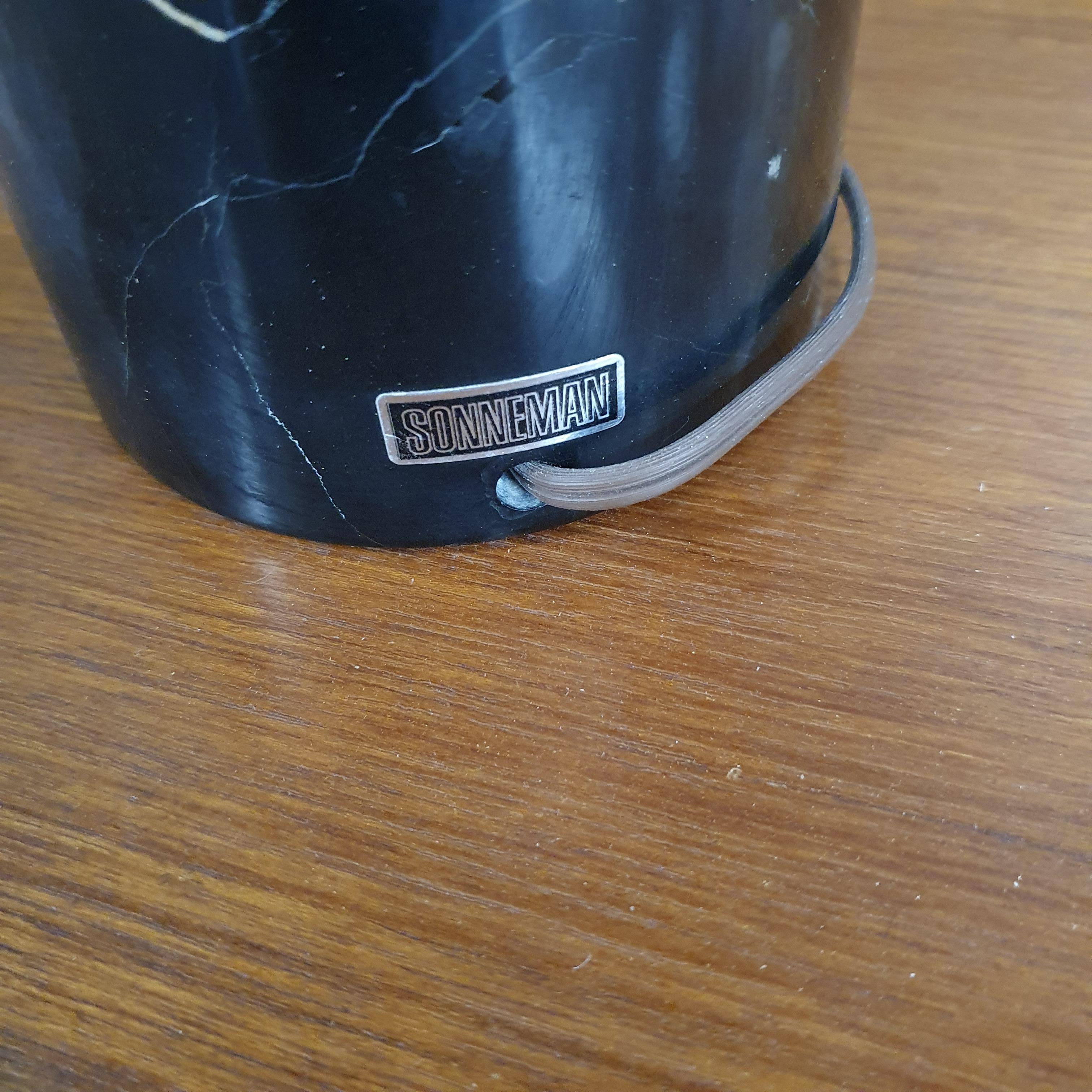 Americano Lampada da tavolo a colonna in marmo nero di Robert Sonneman in vendita
