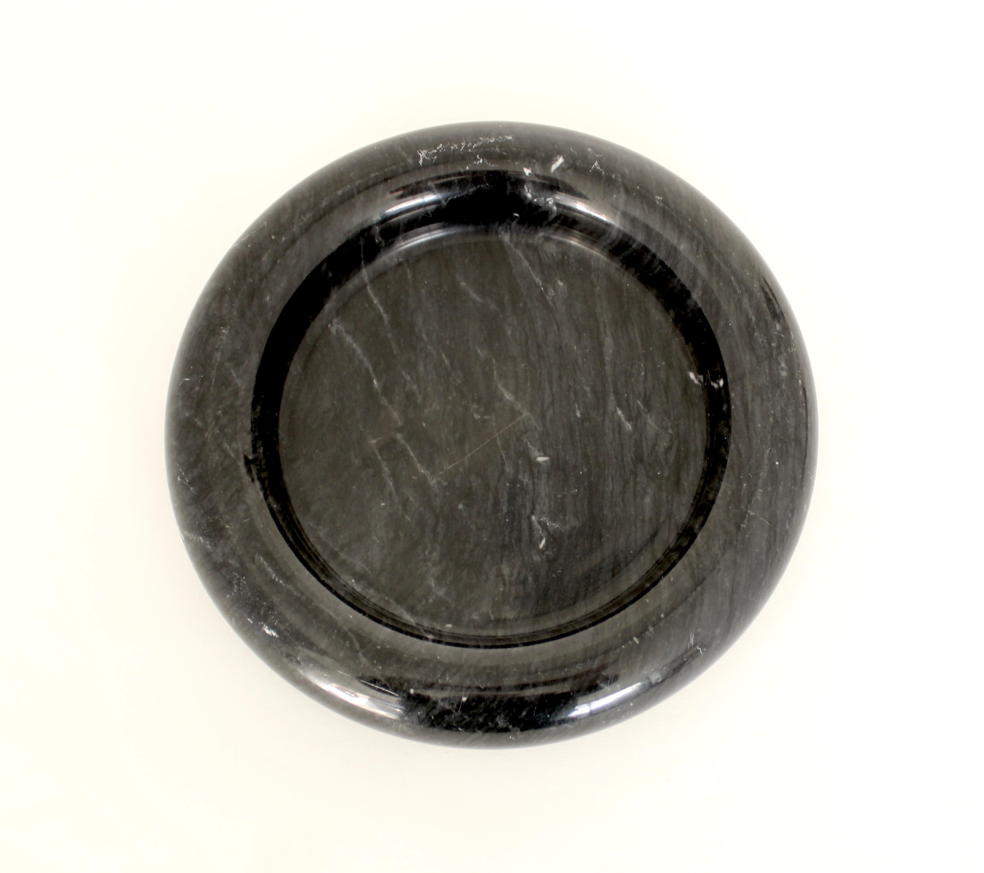 Black Marble Dish or Vide Poche Egidio Di Rosa and Pier Alessandro Giusti Up&Up In Good Condition For Sale In Chicago, IL