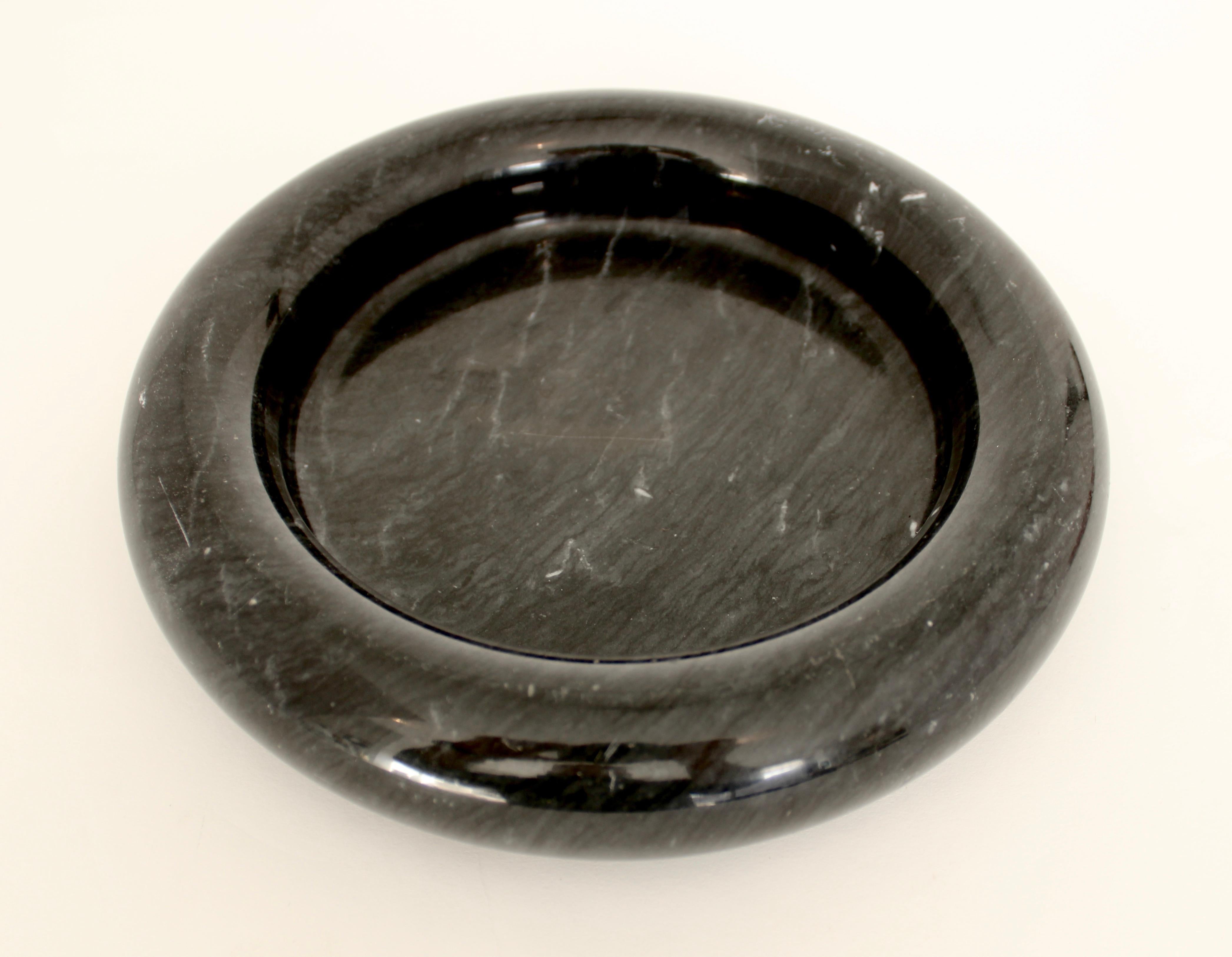 Late 20th Century Black Marble Dish or Vide Poche Egidio Di Rosa and Pier Alessandro Giusti Up&Up For Sale