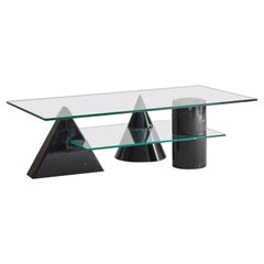 Table basse de formes géométriques en marbre noir dans le style de Massimo Vignelli