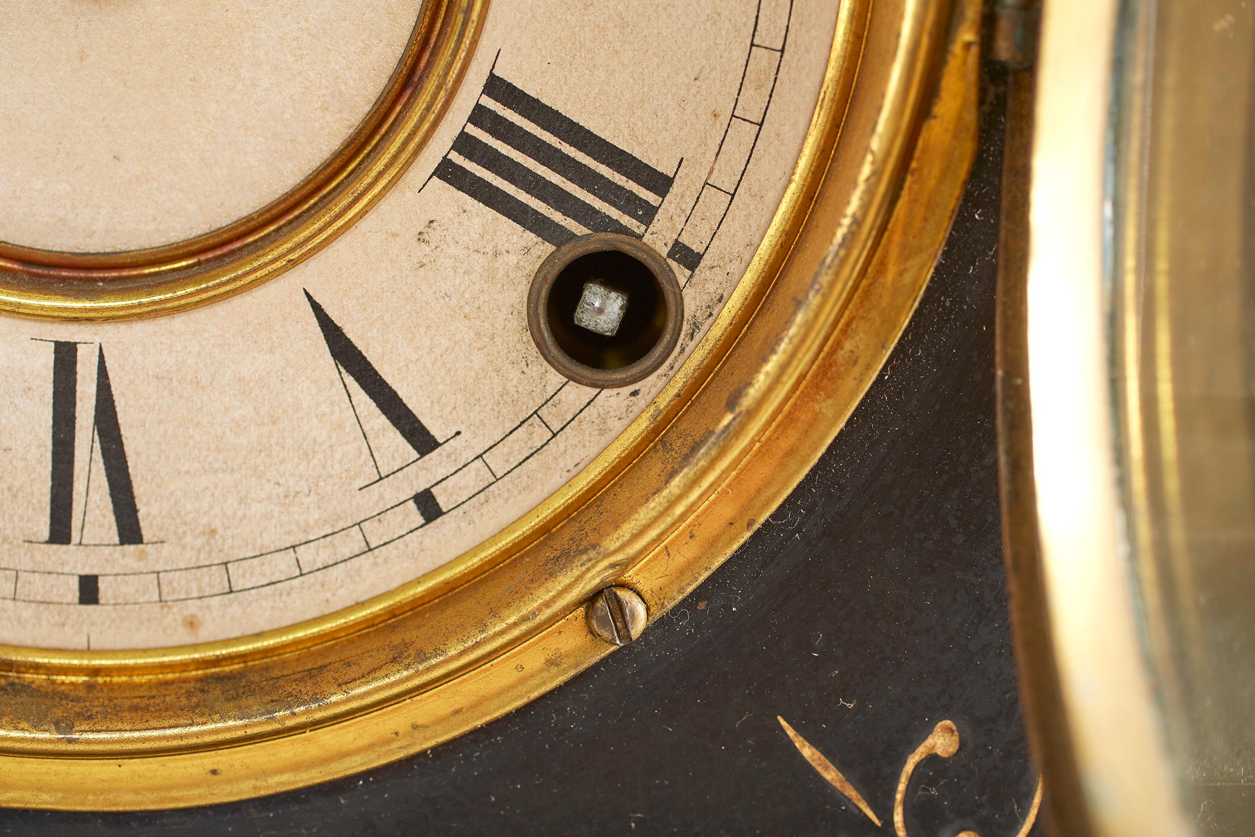 Black Marble / Gilt Ansonian Mantel / Desk Clock 1
