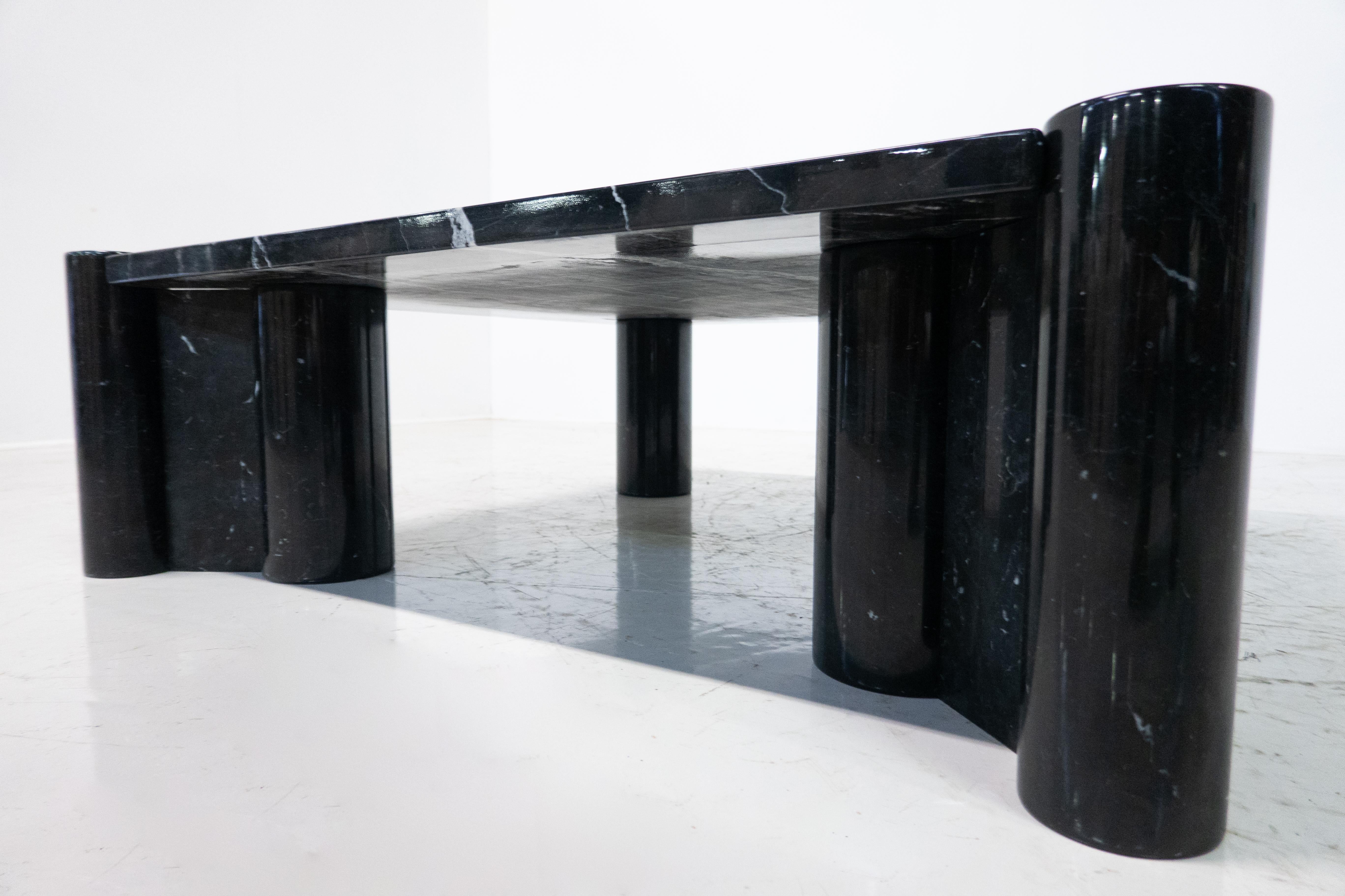 Black Marble Jumbo Coffee Table by Gae Aulenti for Knoll Inc, 1960s In Good Condition For Sale In Brussels, BE