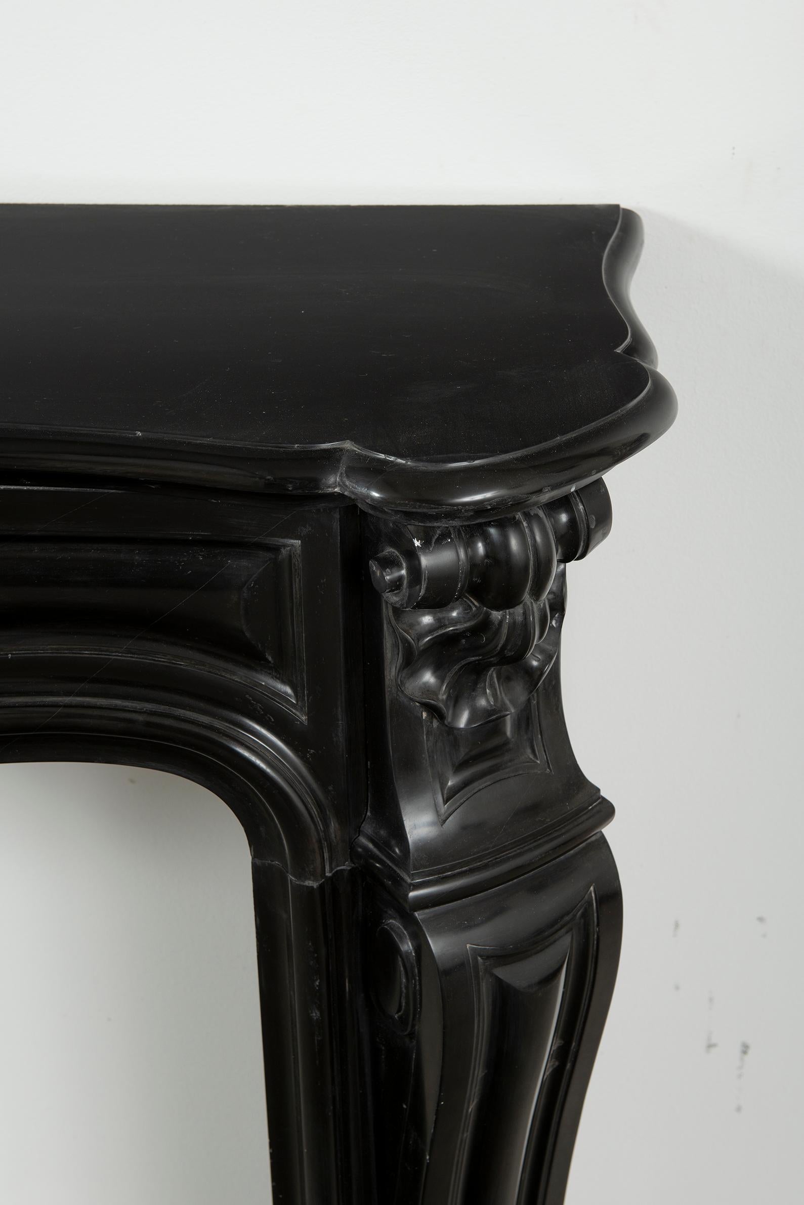Black Marble Louis XV Fireplace Mantel, 19th Century For Sale 13