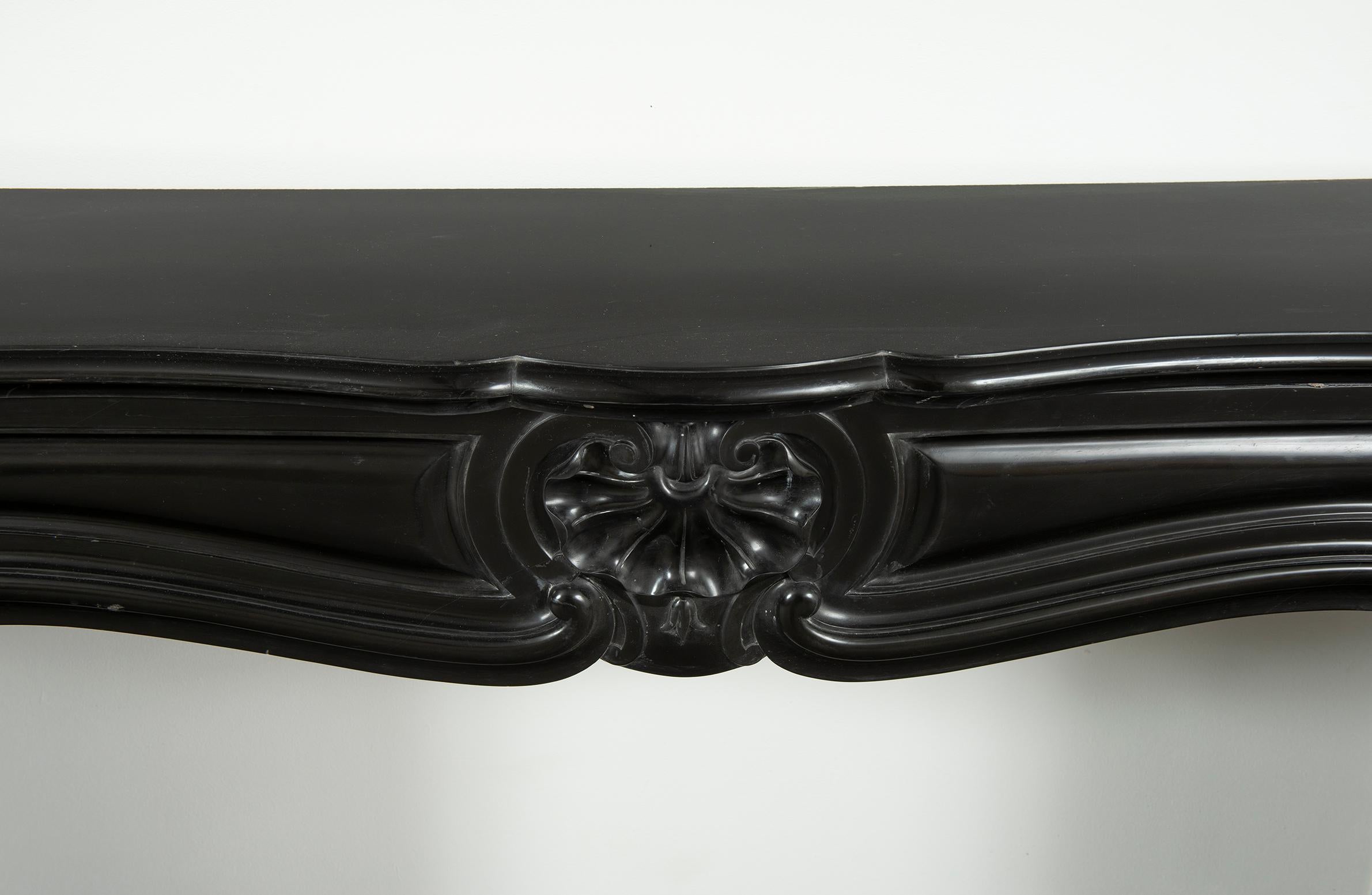 Black Marble Louis XV Fireplace Mantel, 19th Century For Sale 3