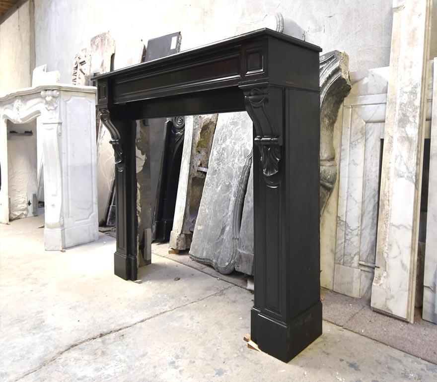 Black marble Modion fireplace mantel 19th Century In Fair Condition For Sale In Udenhout, NL