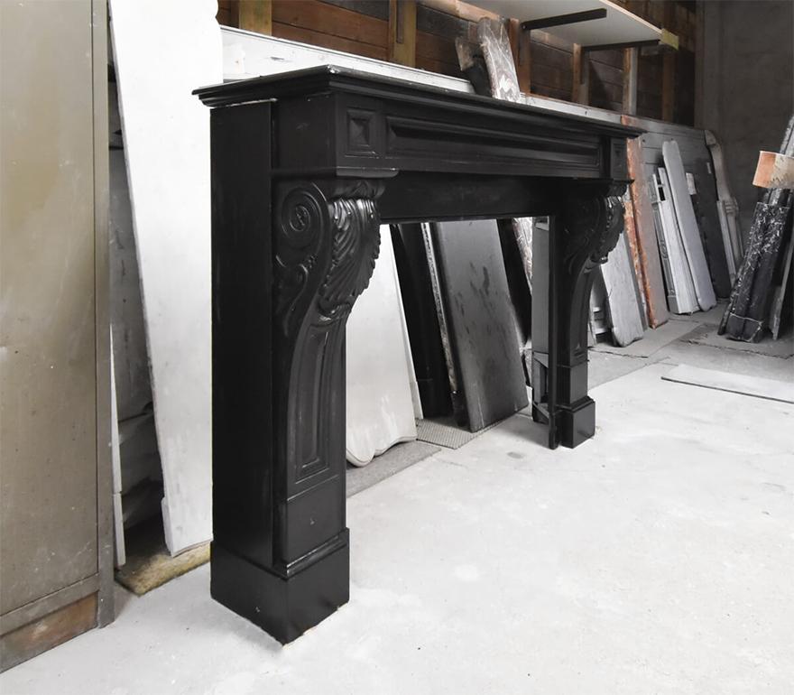 Unique black marble Noir de Mazy fireplace to place in front of the chimney.
Original from France.