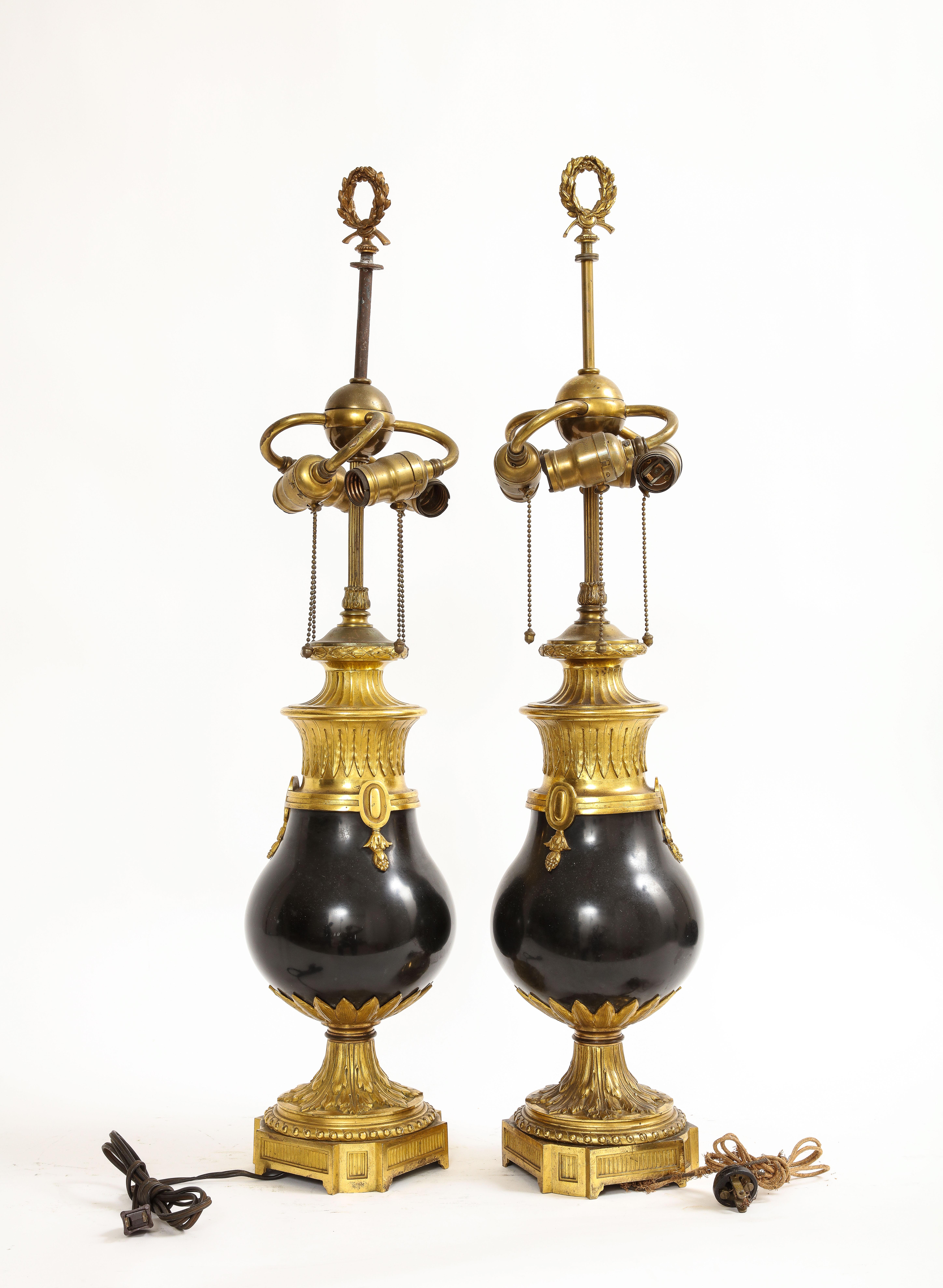 Black Marble Ormolu Mounted Caldwell Lamps, 1800s In Good Condition For Sale In New York, NY