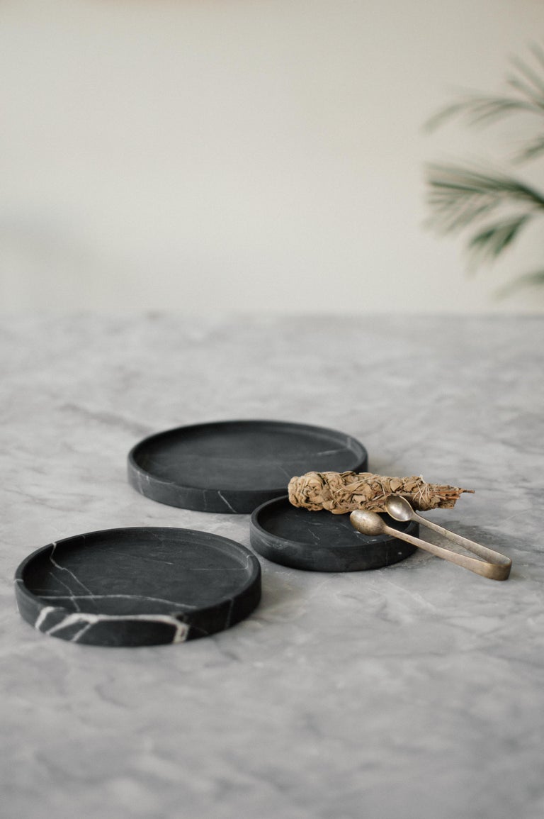 Black Marble Plates Set For Sale at 1stDibs black marble dish set