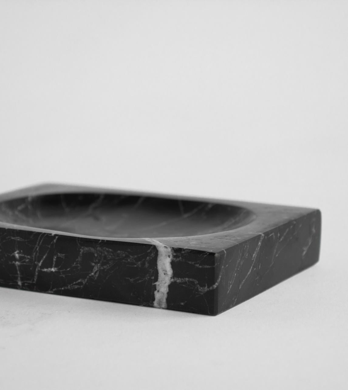 Schwarze Seifenschale aus schwarzem Marmor (Türkisch) im Angebot