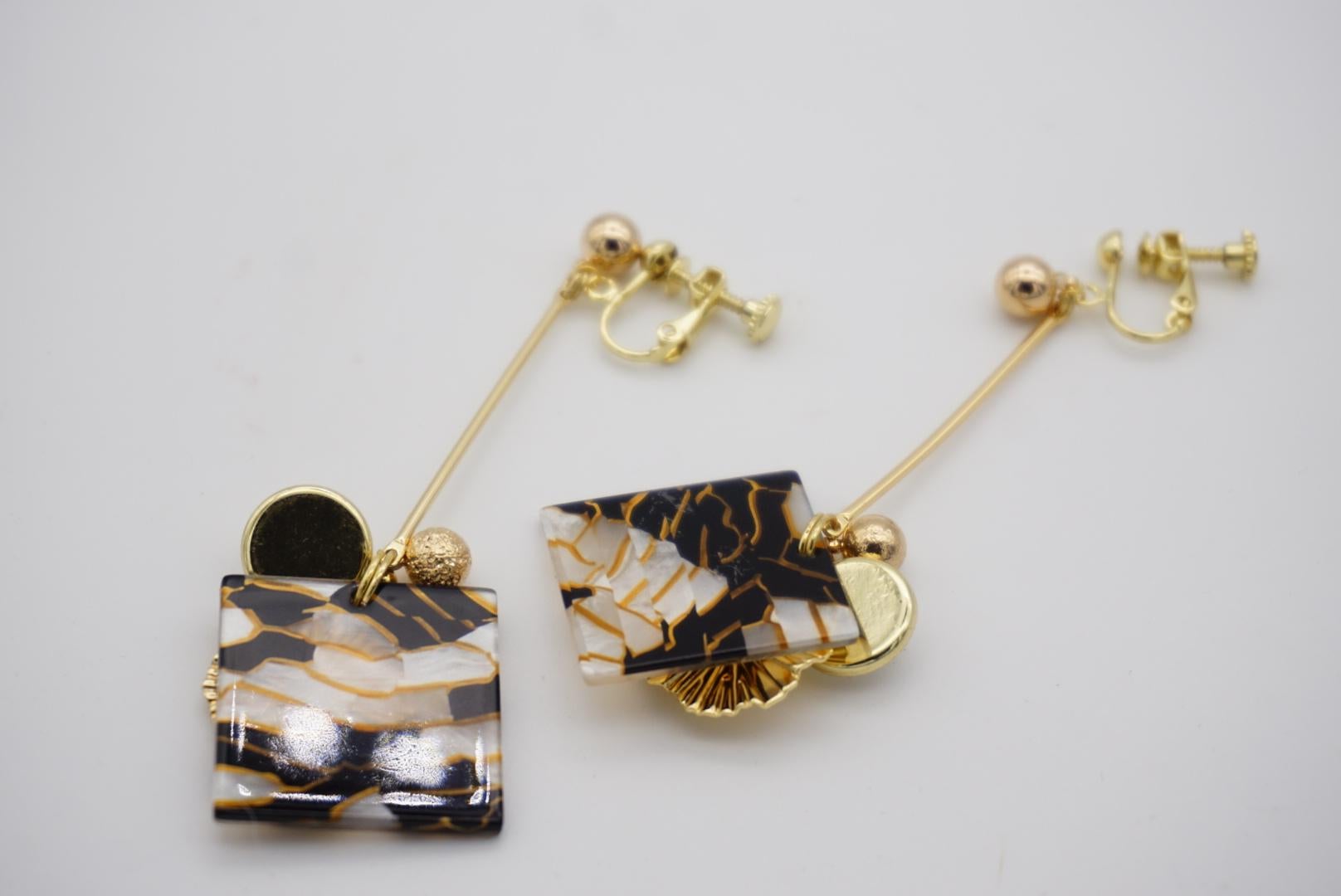 Black Marble Square Opal Gold Wave Disc Flower Long Drop Dangle Clip On Earrings For Sale 5