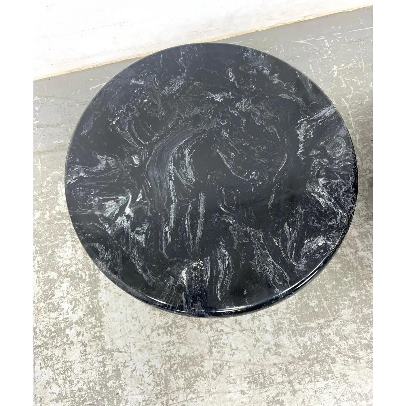Black Marble Tiered Mushroom Coffee Table Set – Set of 2 In Good Condition For Sale In Elkton, MD