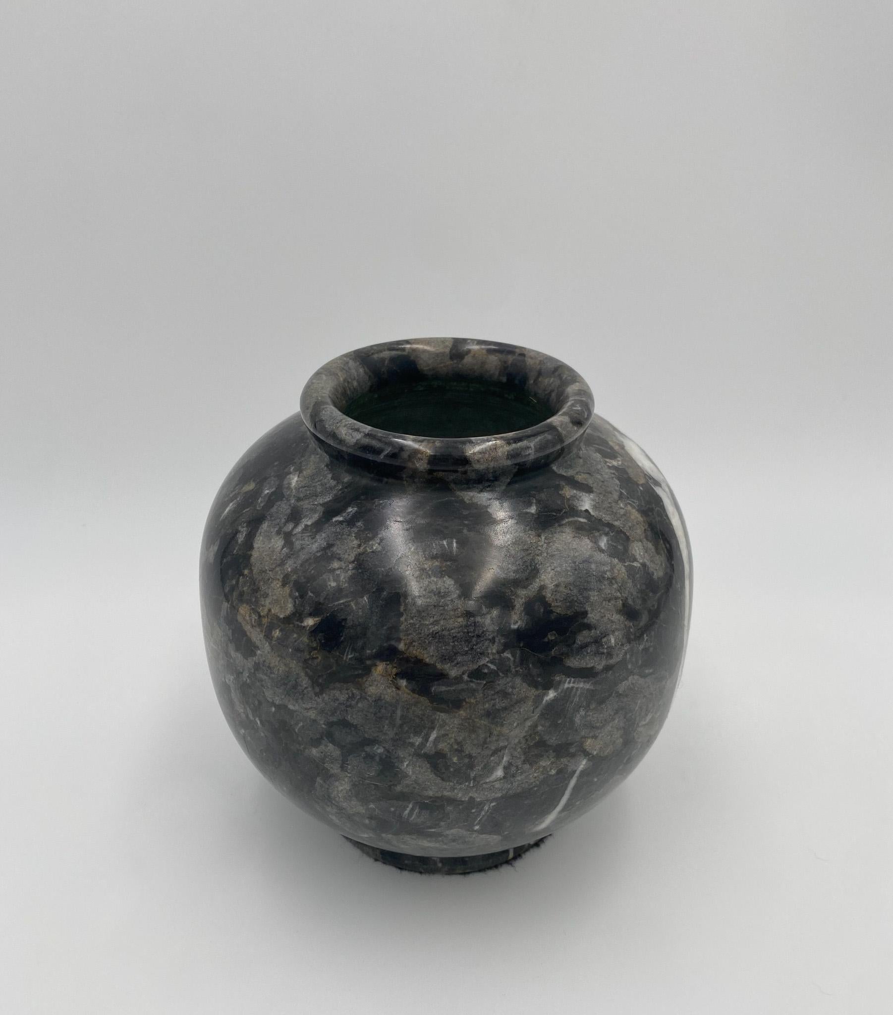 Black Marble Vase,  1980's  For Sale 1
