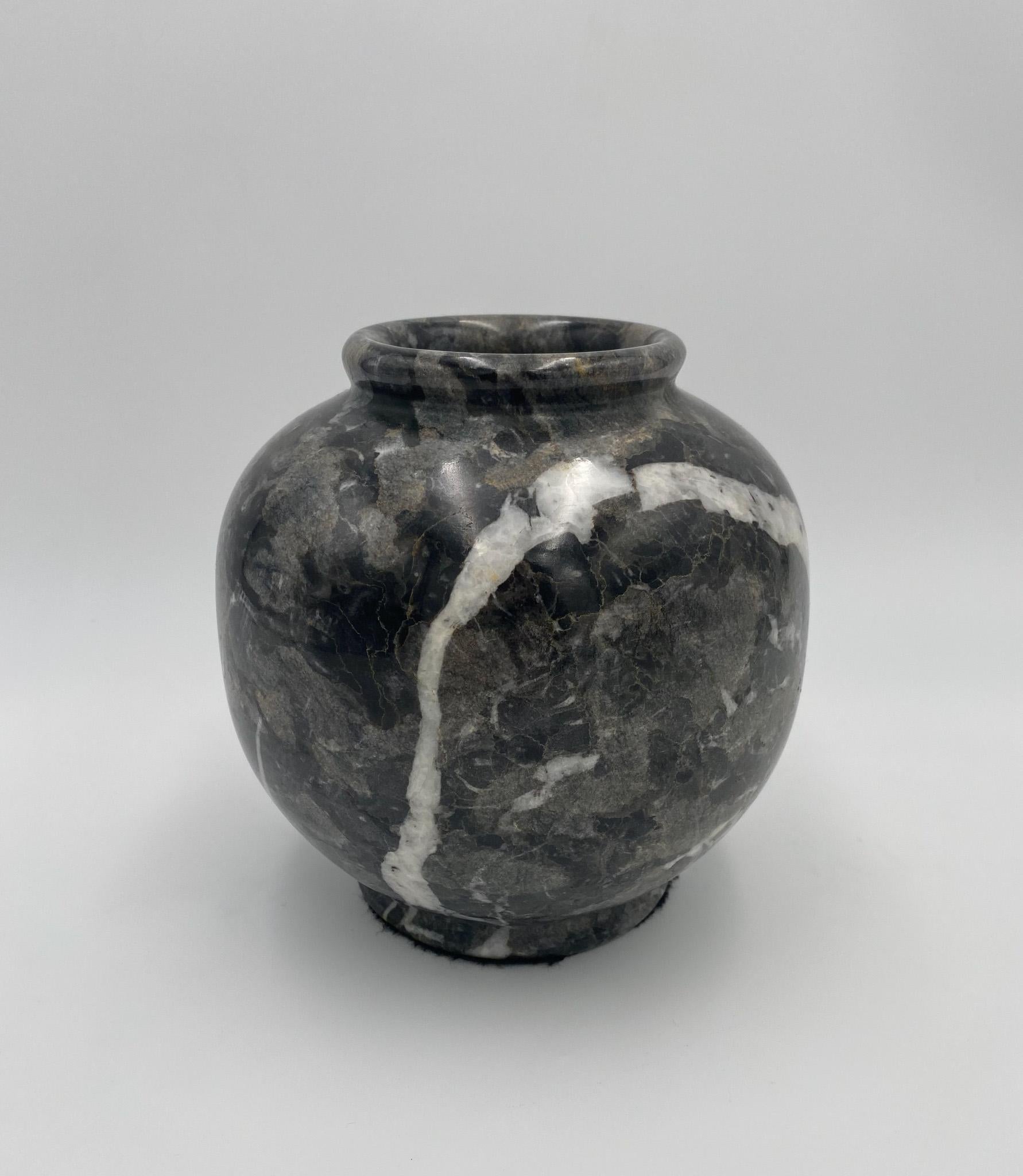 Black Marble Vase,  1980's  For Sale 2
