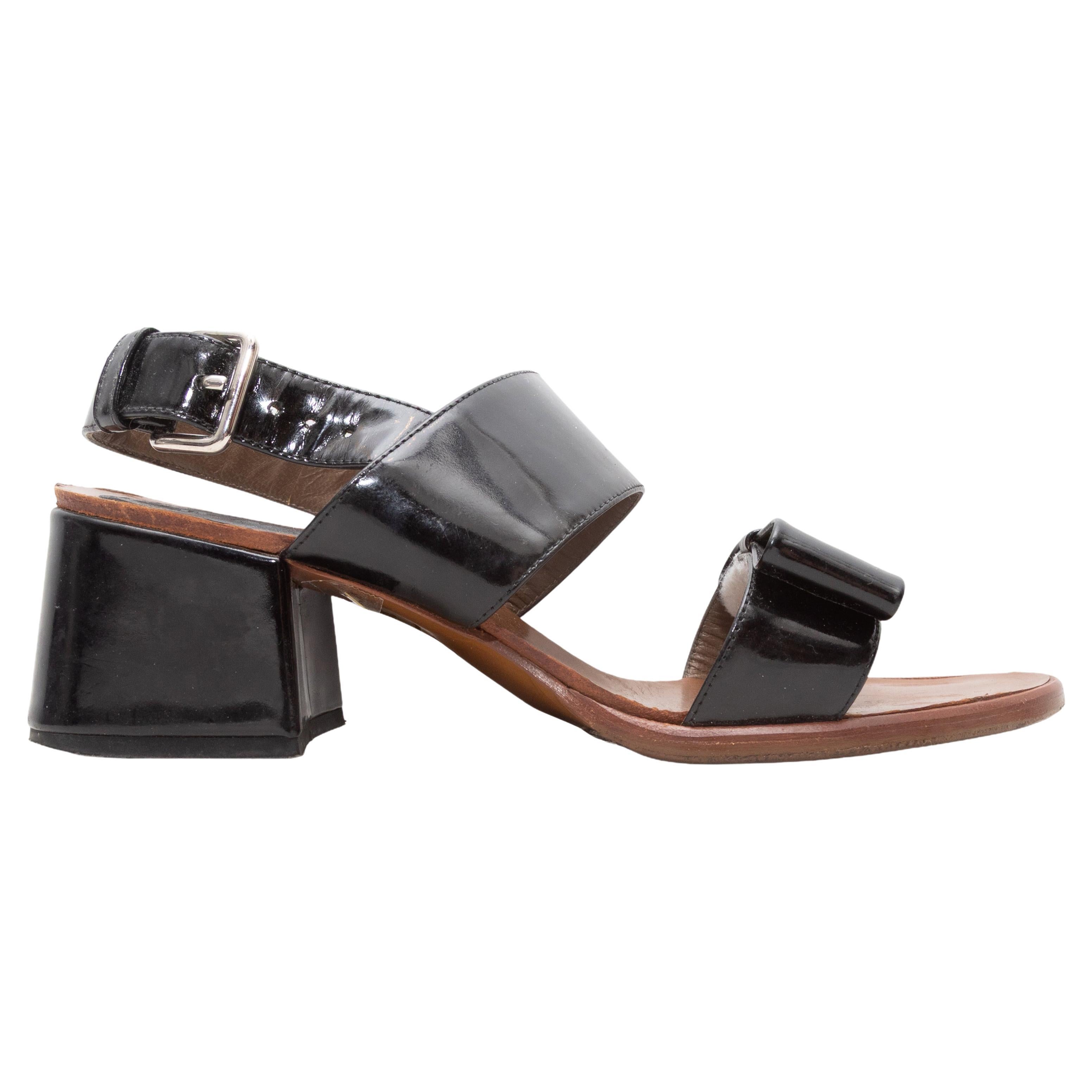 Sandales à talons en cuir verni noir de Marni Taille 36.5