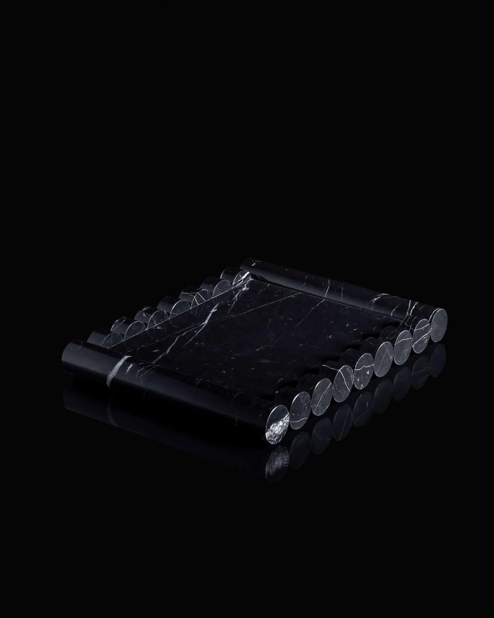 Bandeja de Mármol Flauta Marquina Negra en Nuevo estado para la venta en PRAHA 8, CZ