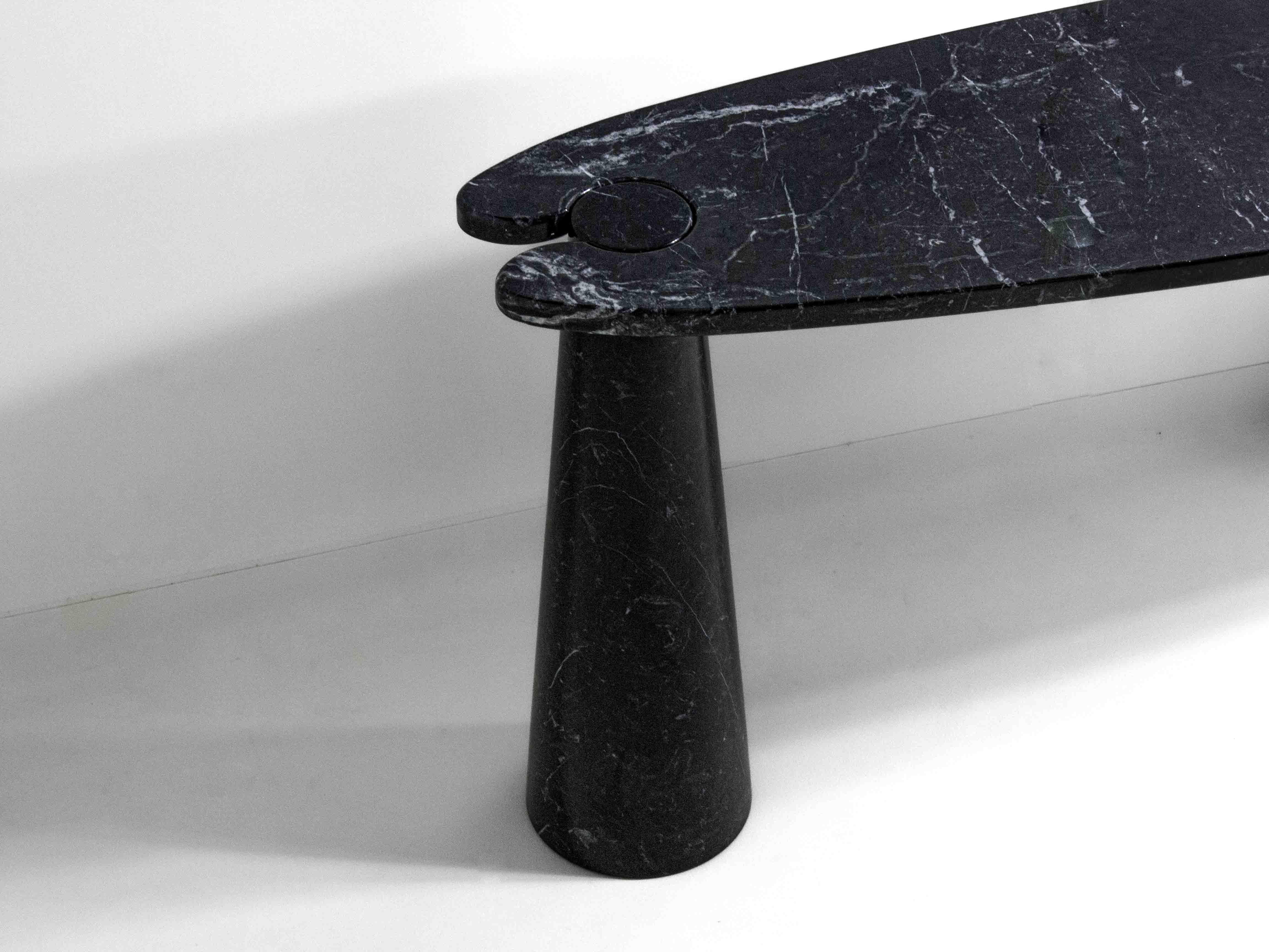 Schwarzer Konsolentisch „Eros“ aus Marquina-Marmor von Angelo Mangiarotti (Ende des 20. Jahrhunderts) im Angebot