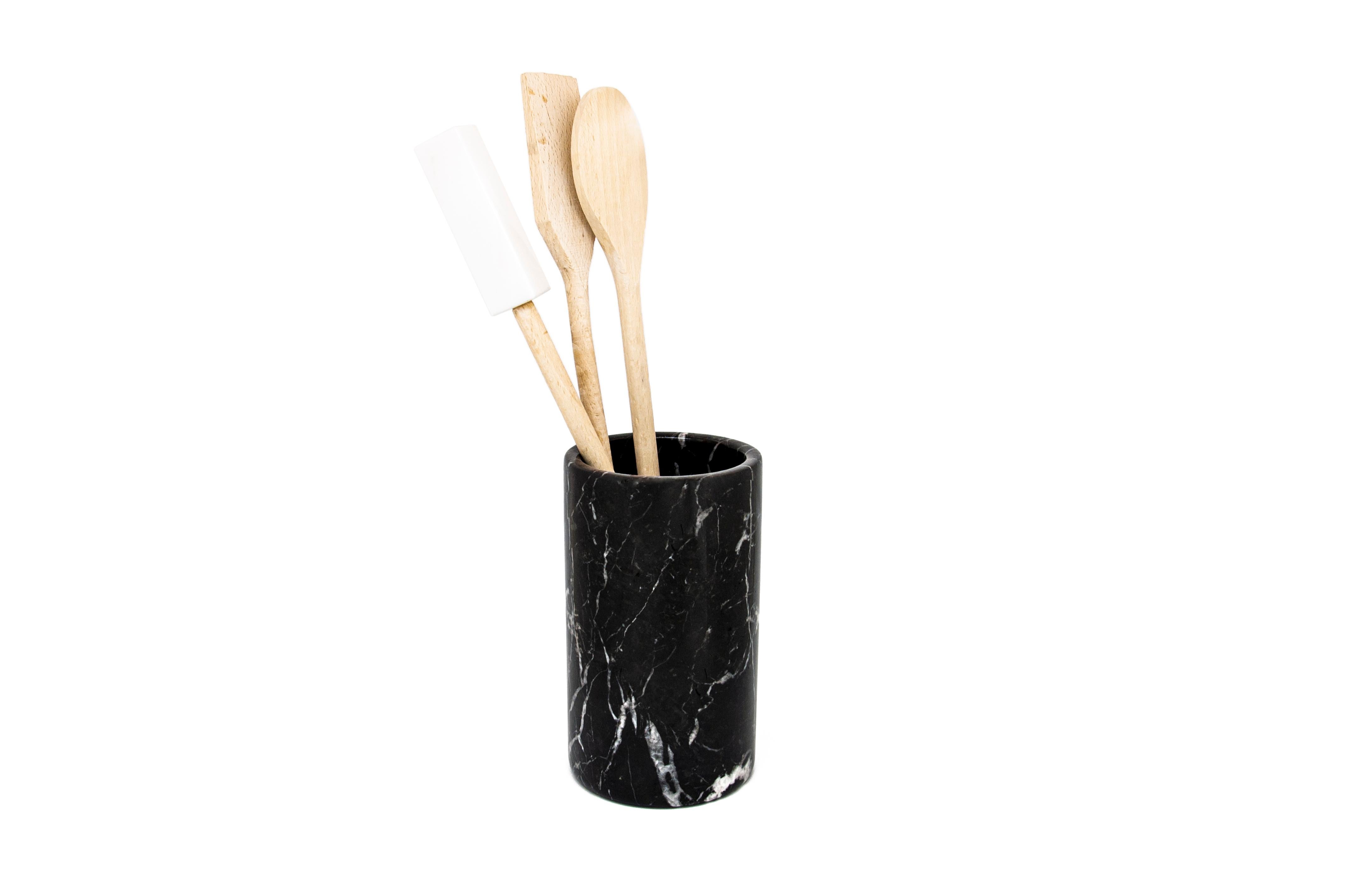 Black Marquina marble utensil holder, made in Italy, Carrara.
Each piece is in a way unique (since each marble block is different in veins and shades) and handcrafted in Italy. Slight variations in shape, color and size are to be considered a