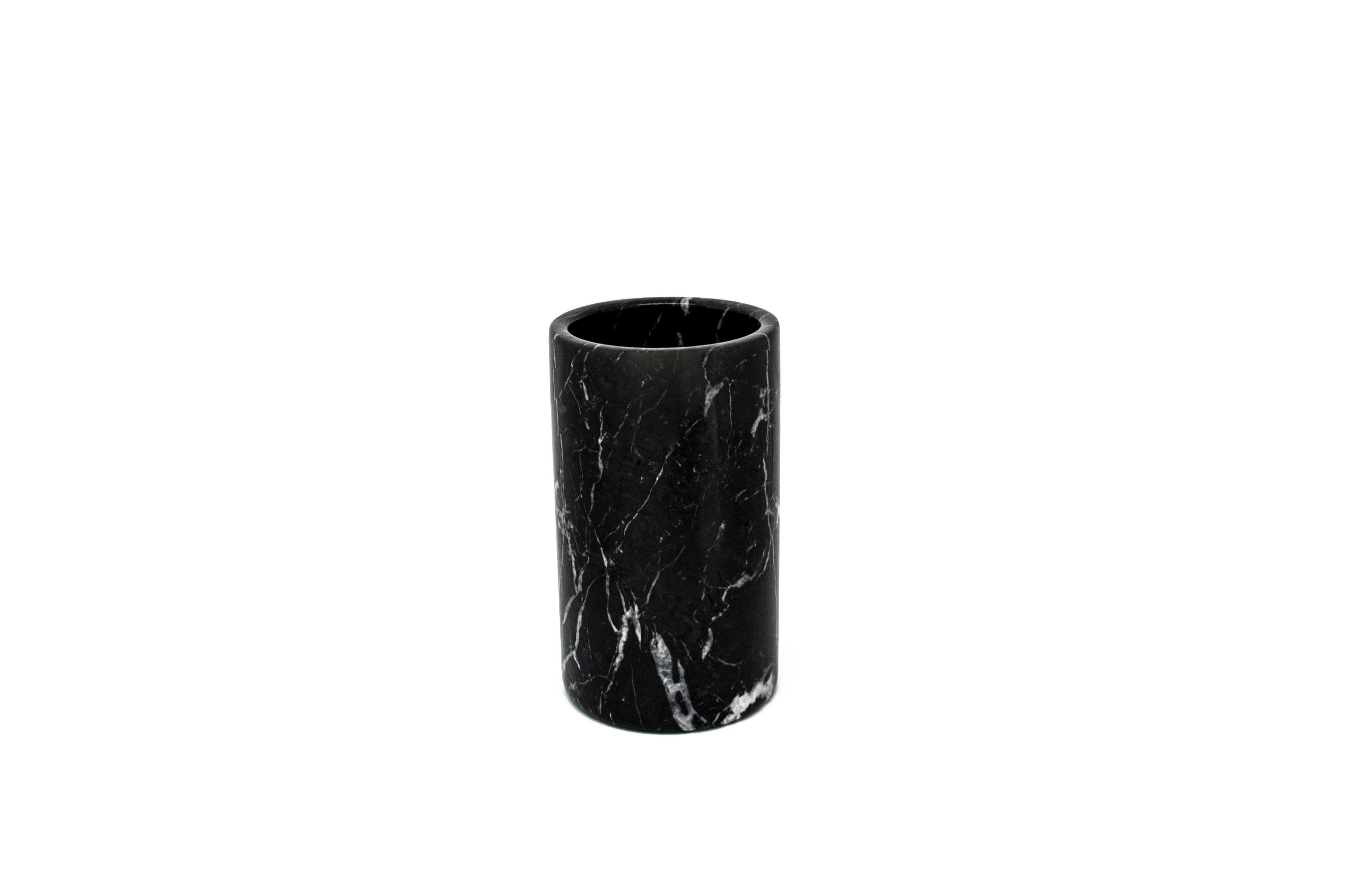 italien Porte-ustensiles en marbre noir Marquina fait à la main en vente
