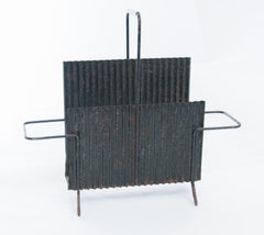 Porte-magazine noir Mathieu Matégot Java en état d'origine