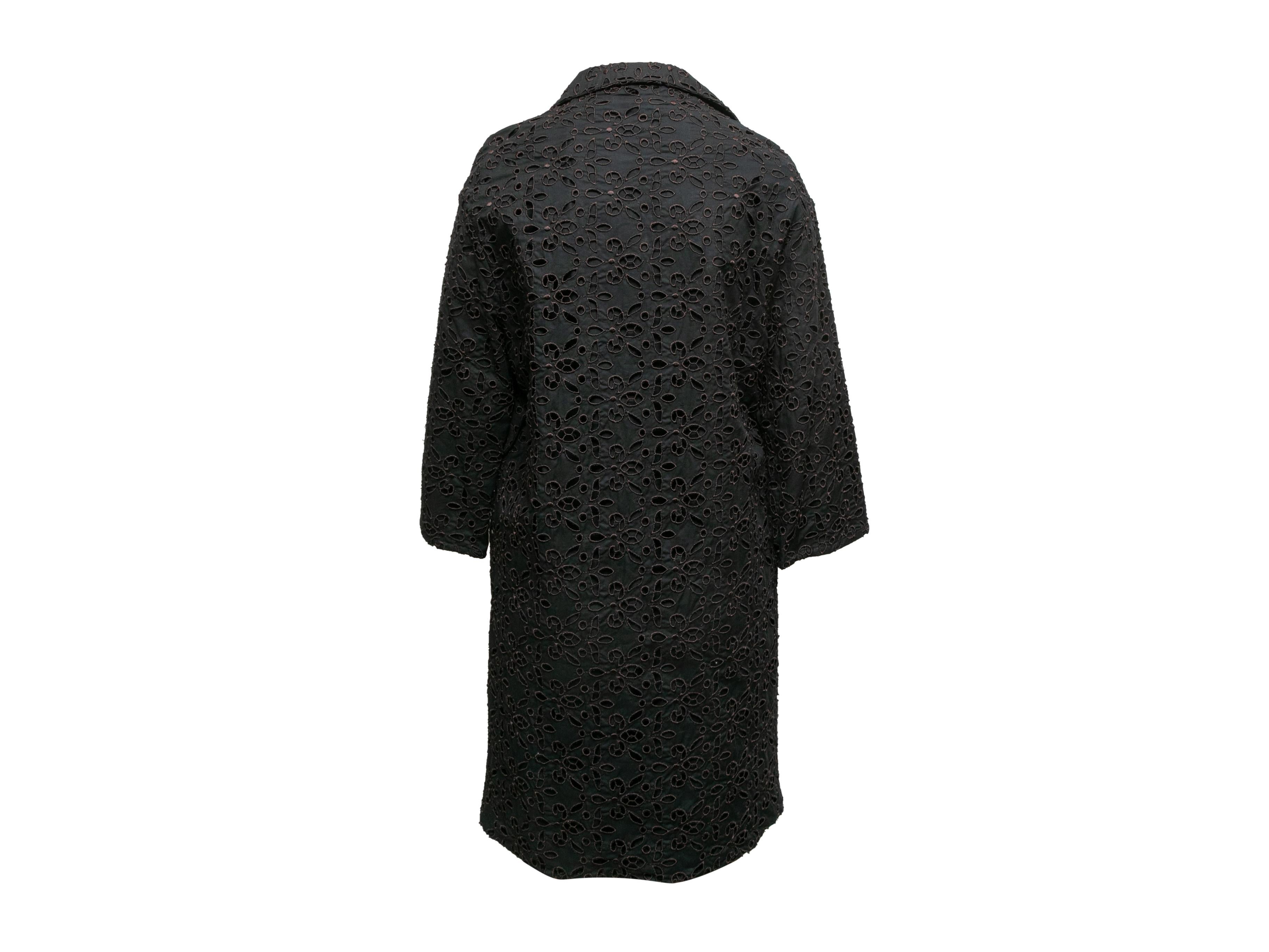 Women's Black Maurizio Pecoraro Eyelet Lace Coat Size IT 40 For Sale