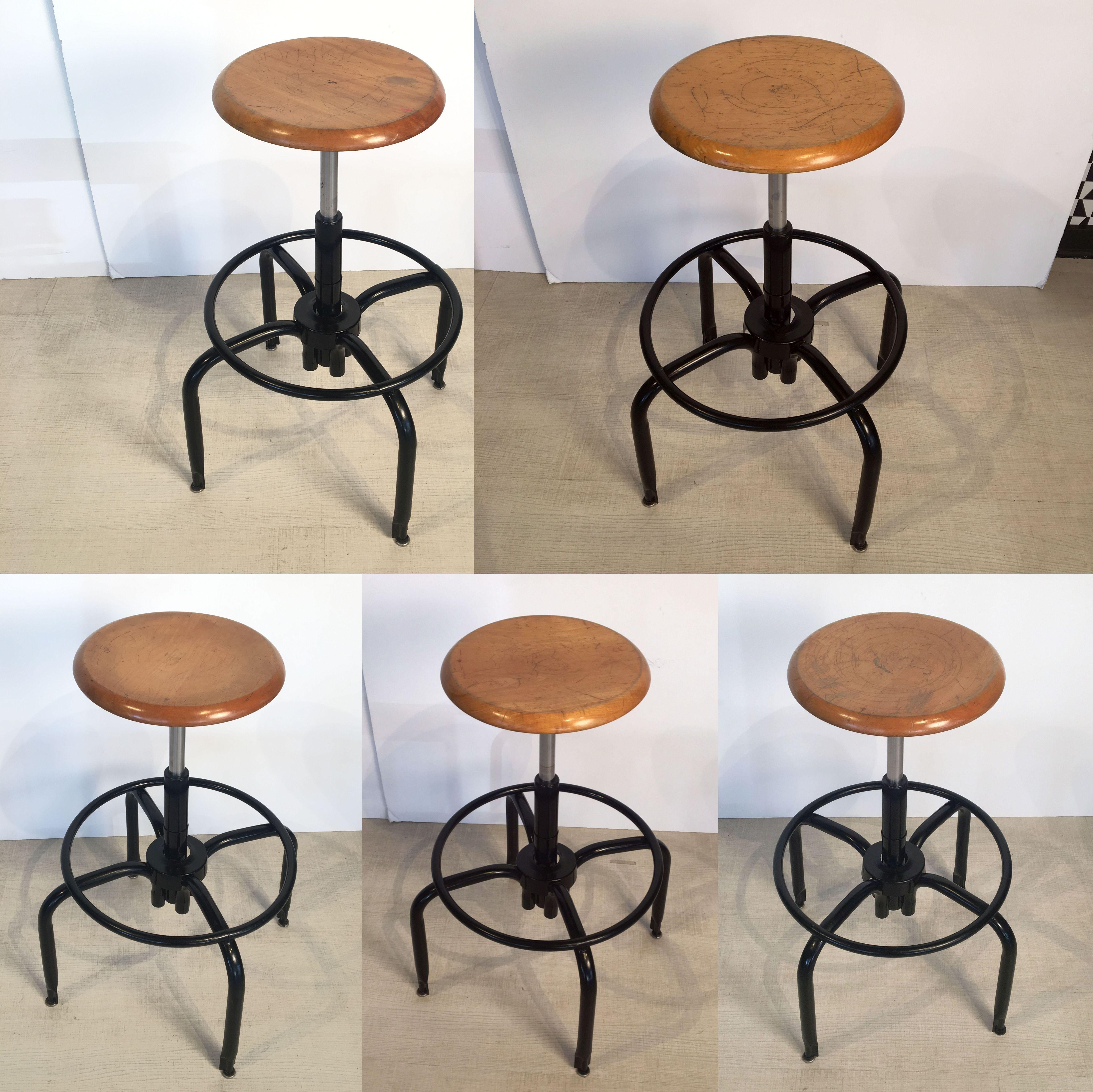 Americano Sgabelli da bar in metallo nero e cromo con sedili rotondi in Wood 