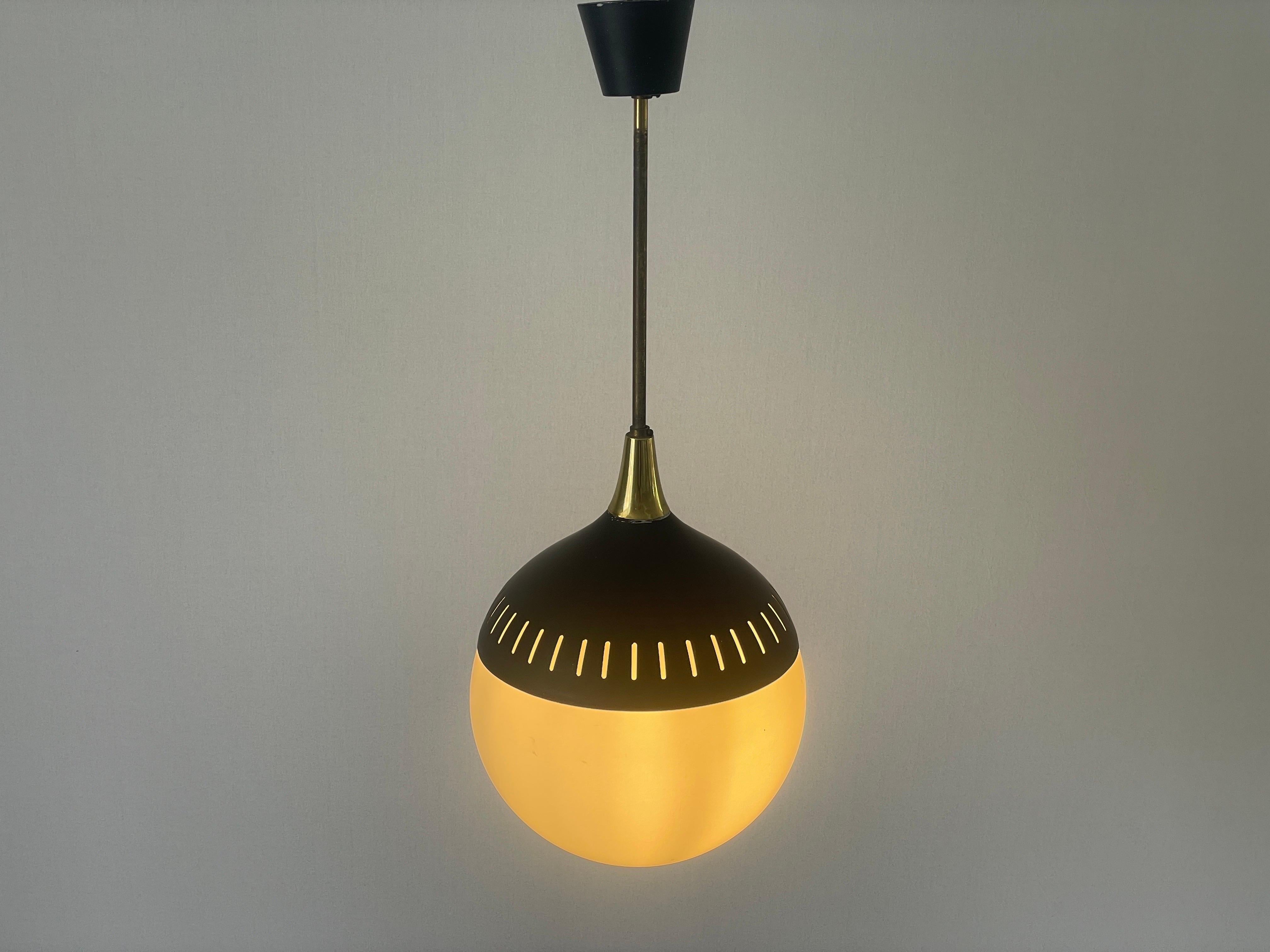 Black Metal and Glass Pendant Lamp, In style of Stilnovo, 1950s, Italy For Sale 6