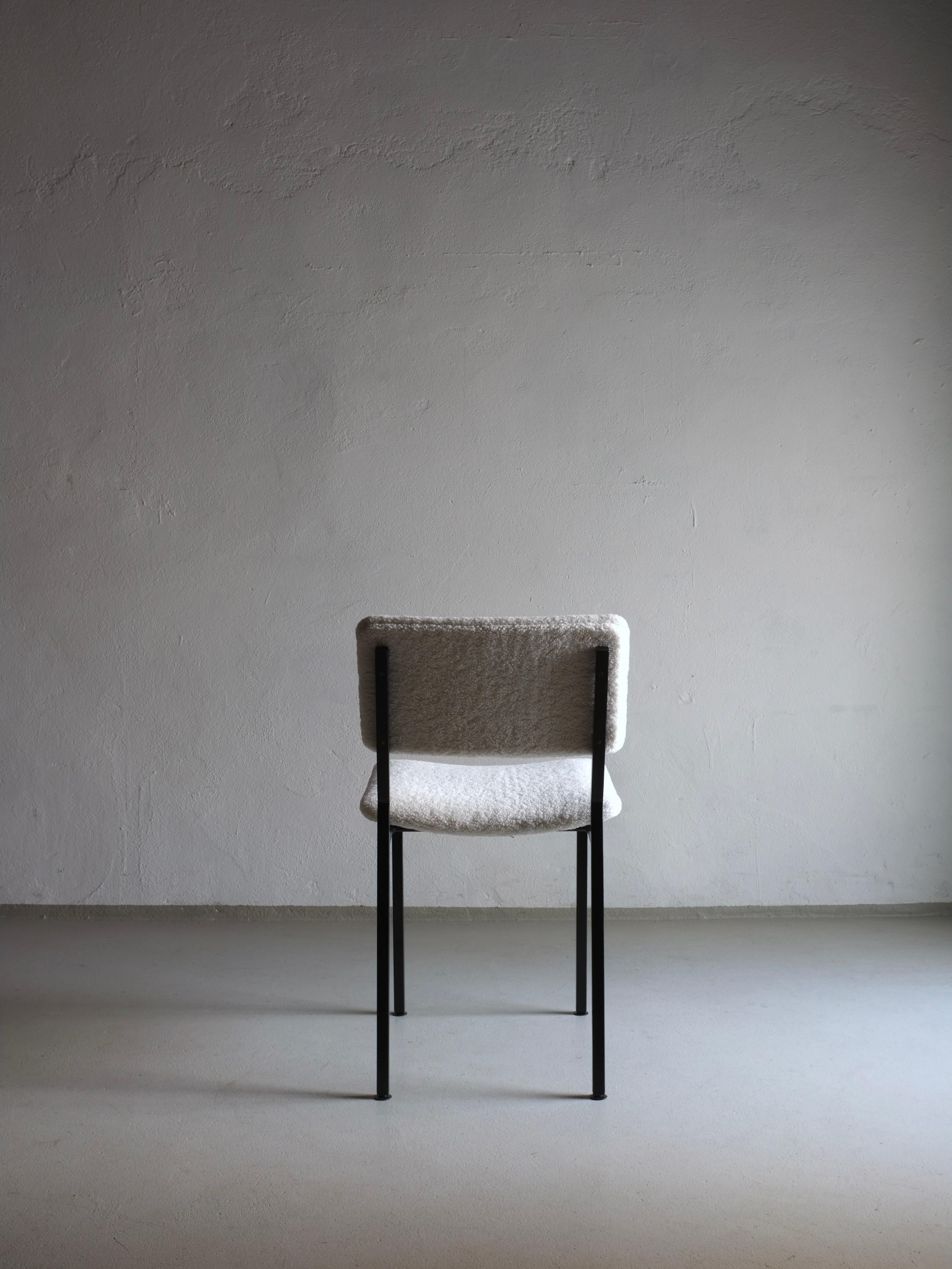 XX secolo Sedia Boucle in metallo nero di Kembo, Paesi Bassi, anni '60 in vendita
