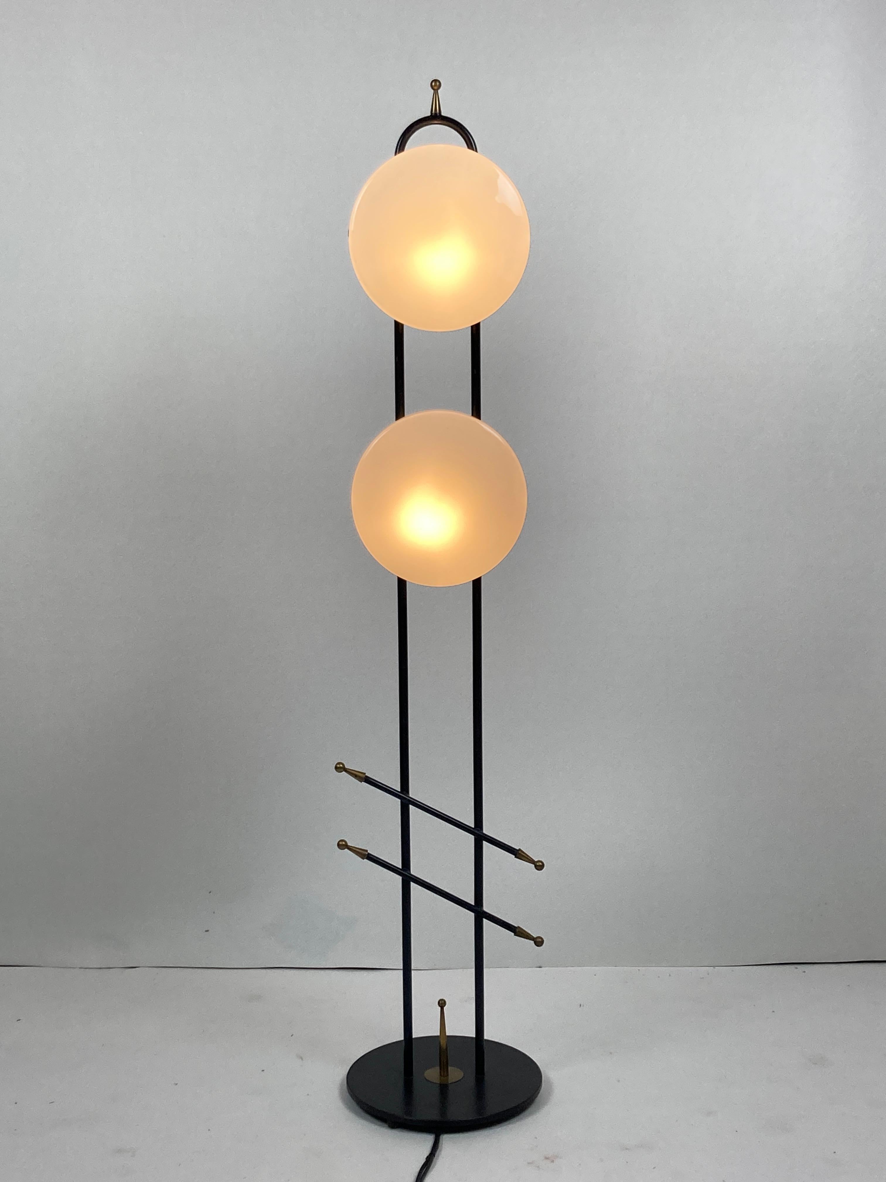 Black metal lacquered and brass floor lamp, Maison Lunel, 1960s 2