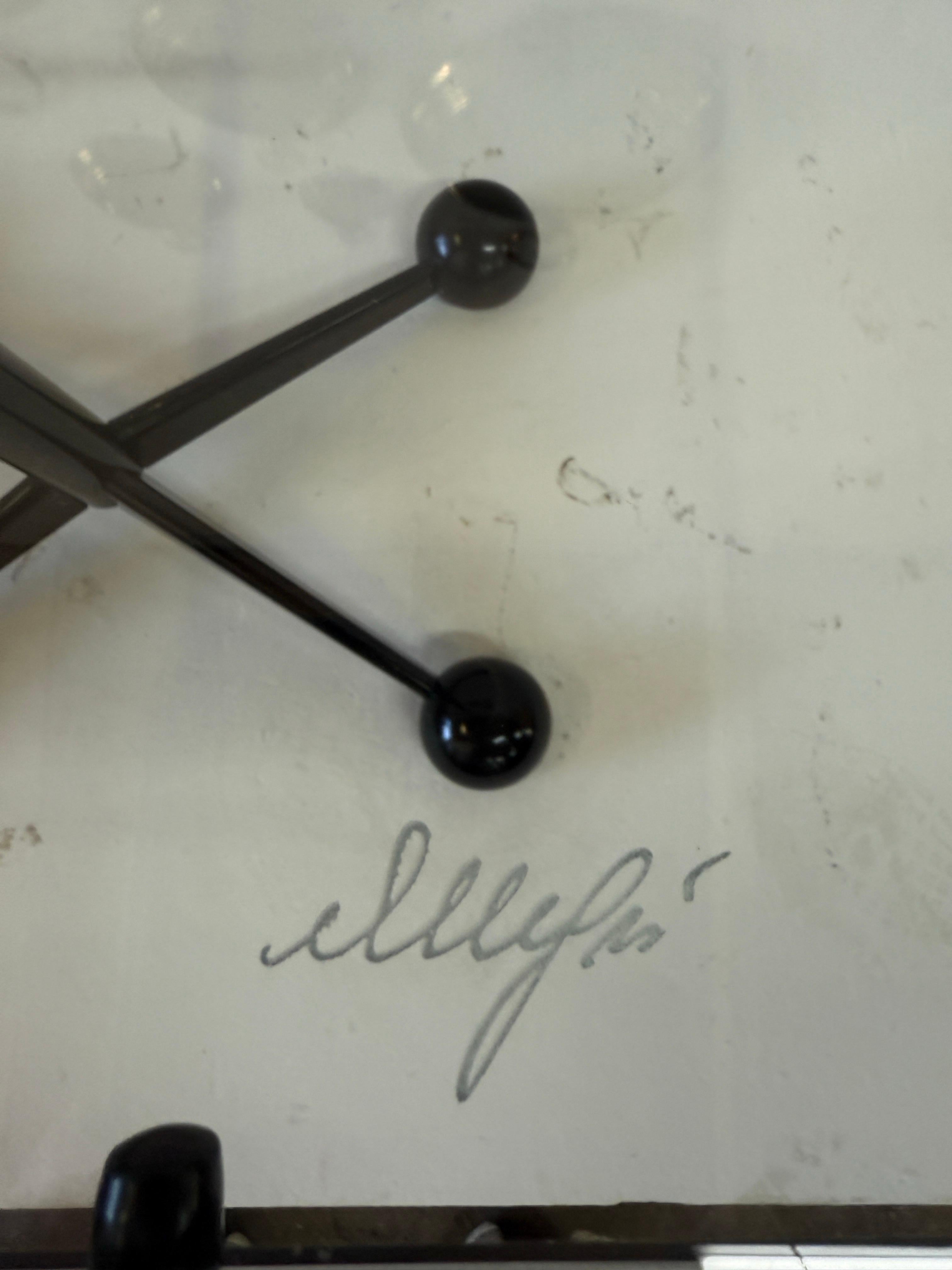 Beistelltisch aus schwarzem Metall und Glas mit Intarsien von Arredamenti Allegri (SIGNED) (Moderne der Mitte des Jahrhunderts) im Angebot