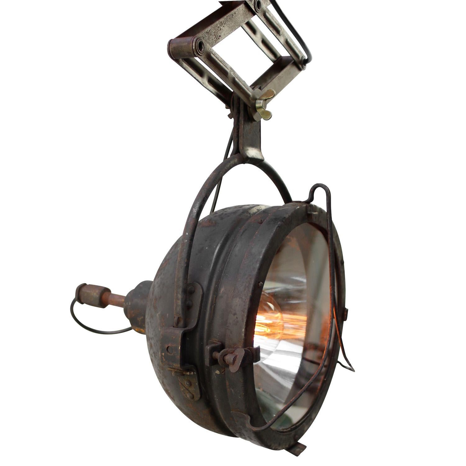 Moulage Lampe à ciseaux en métal noir, miroir en verre clair de style industriel vintage en vente