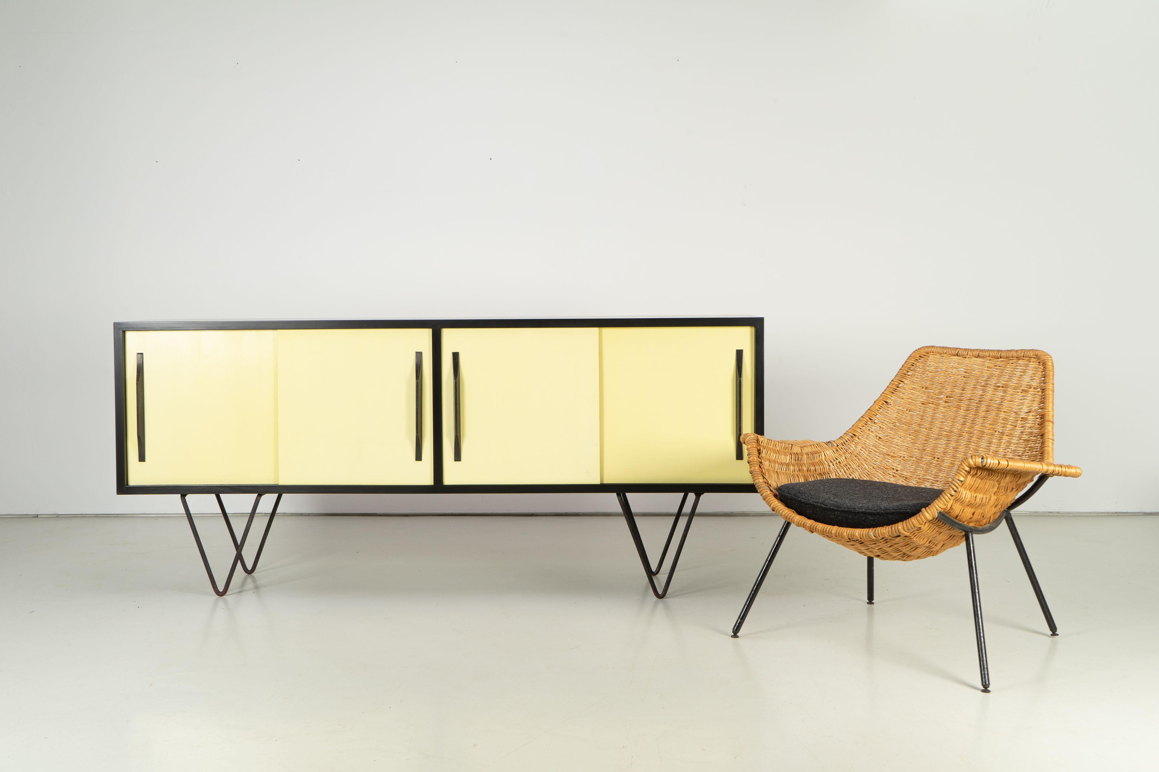 Black Mid-Century Modern Sideboard with Yellow Formica Doors, 1950s In Good Condition In Rosendahl, DE