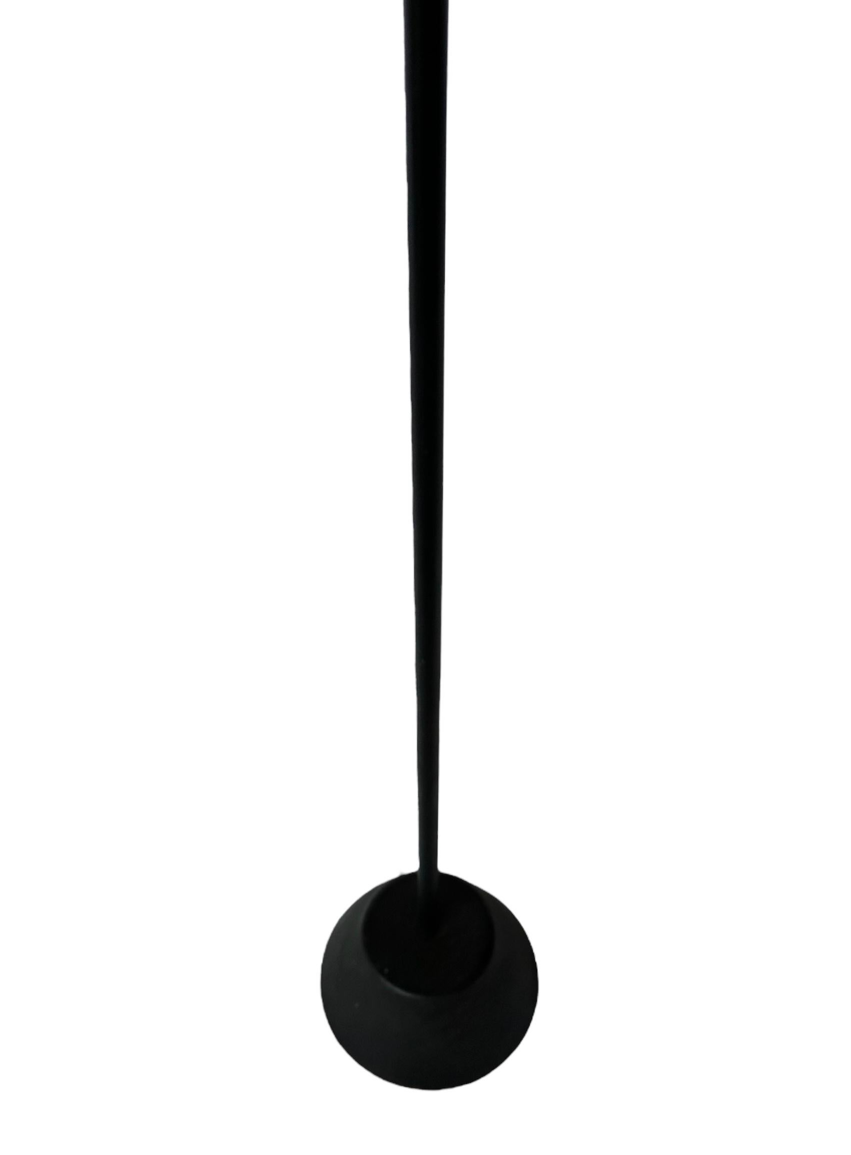 Black Mid-Century Modern Floor Lamp In Good Condition For Sale In Brooklyn, NY