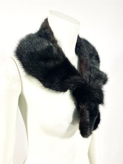 Black Mink Enlarged Fur Collar
