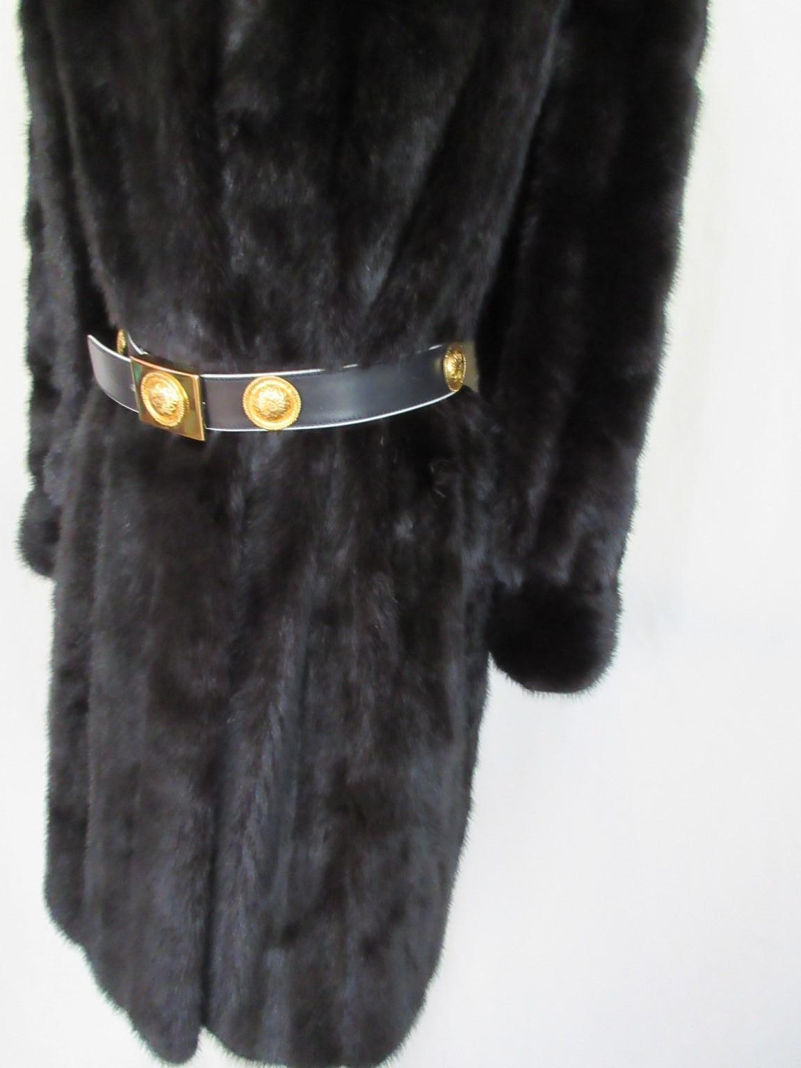 Black Mink Fur Coat In Good Condition For Sale In Amsterdam, NL